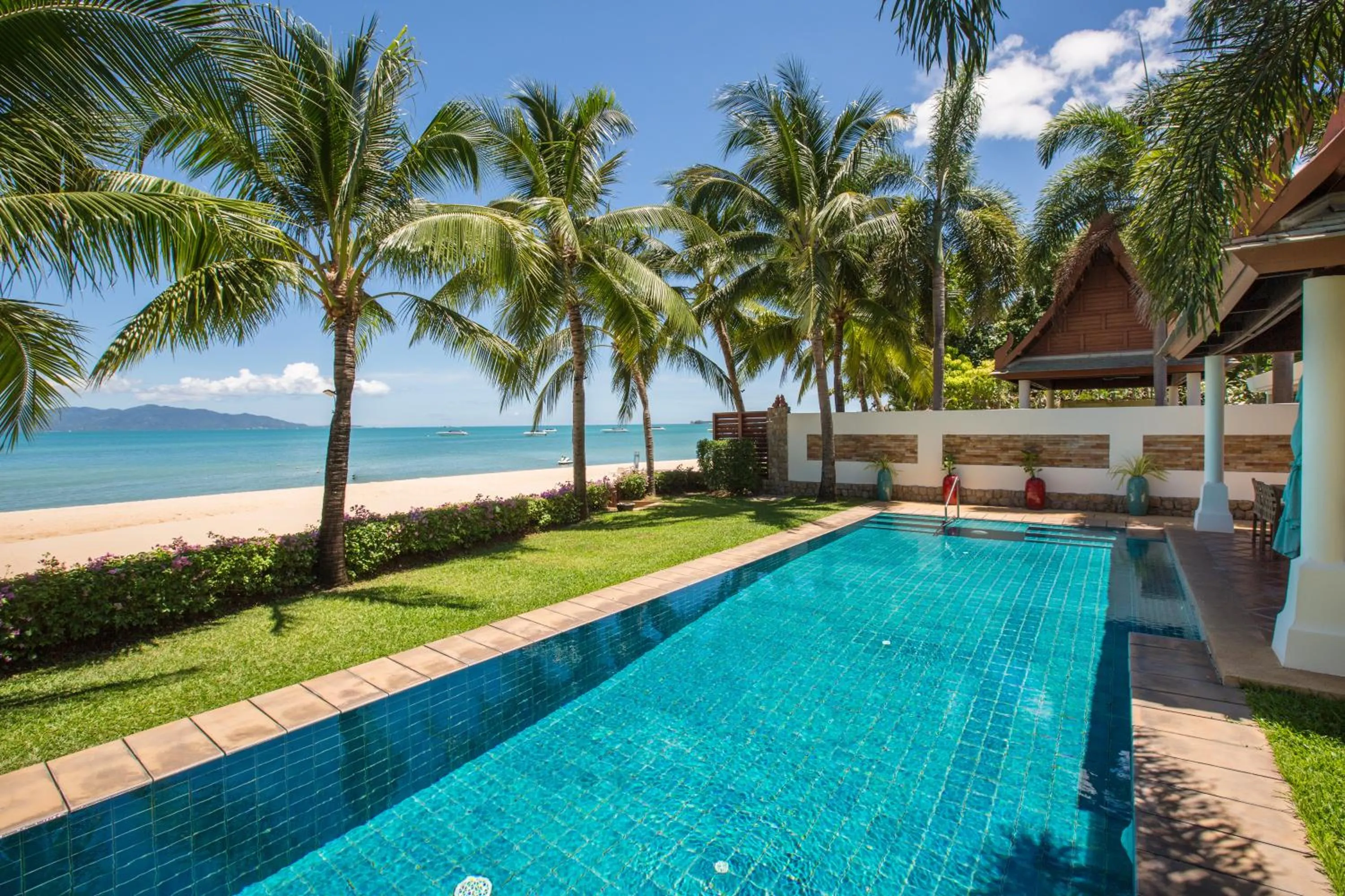 Property building in Miskawaan Beachfront Villas