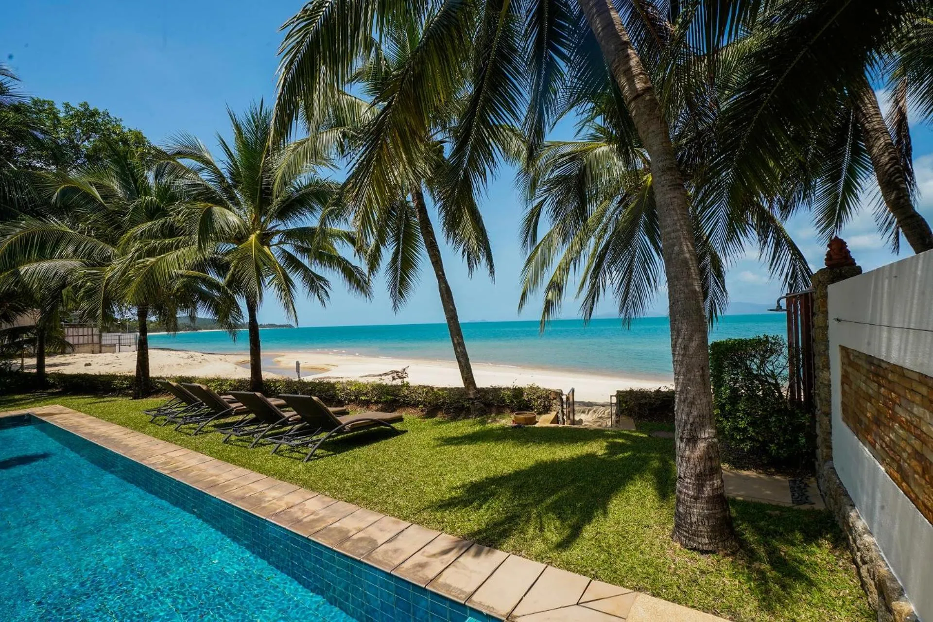 Beach in Miskawaan Beachfront Villas