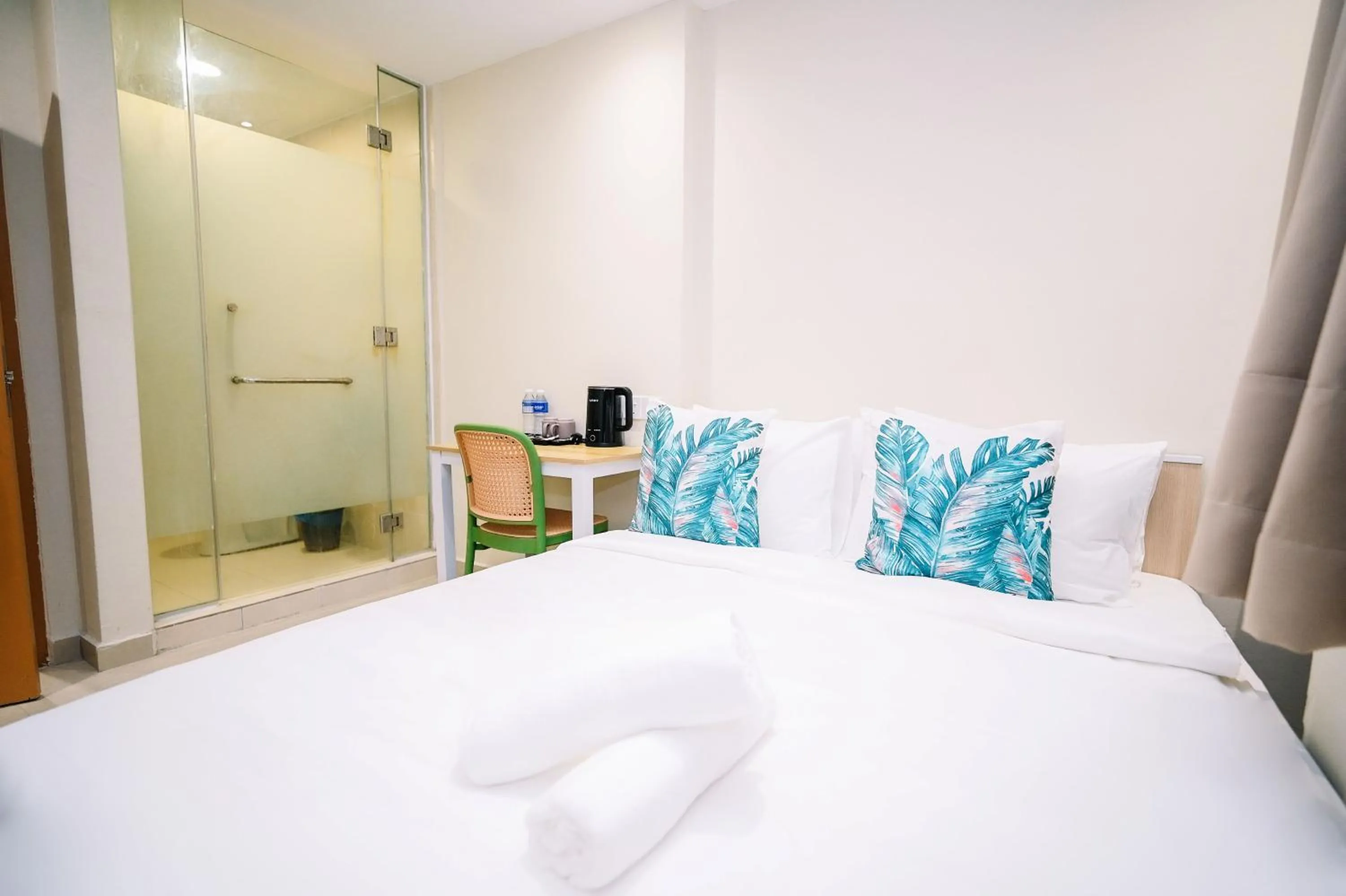 Bed in Swing & Pillows - Times Square, Bukit Bintang