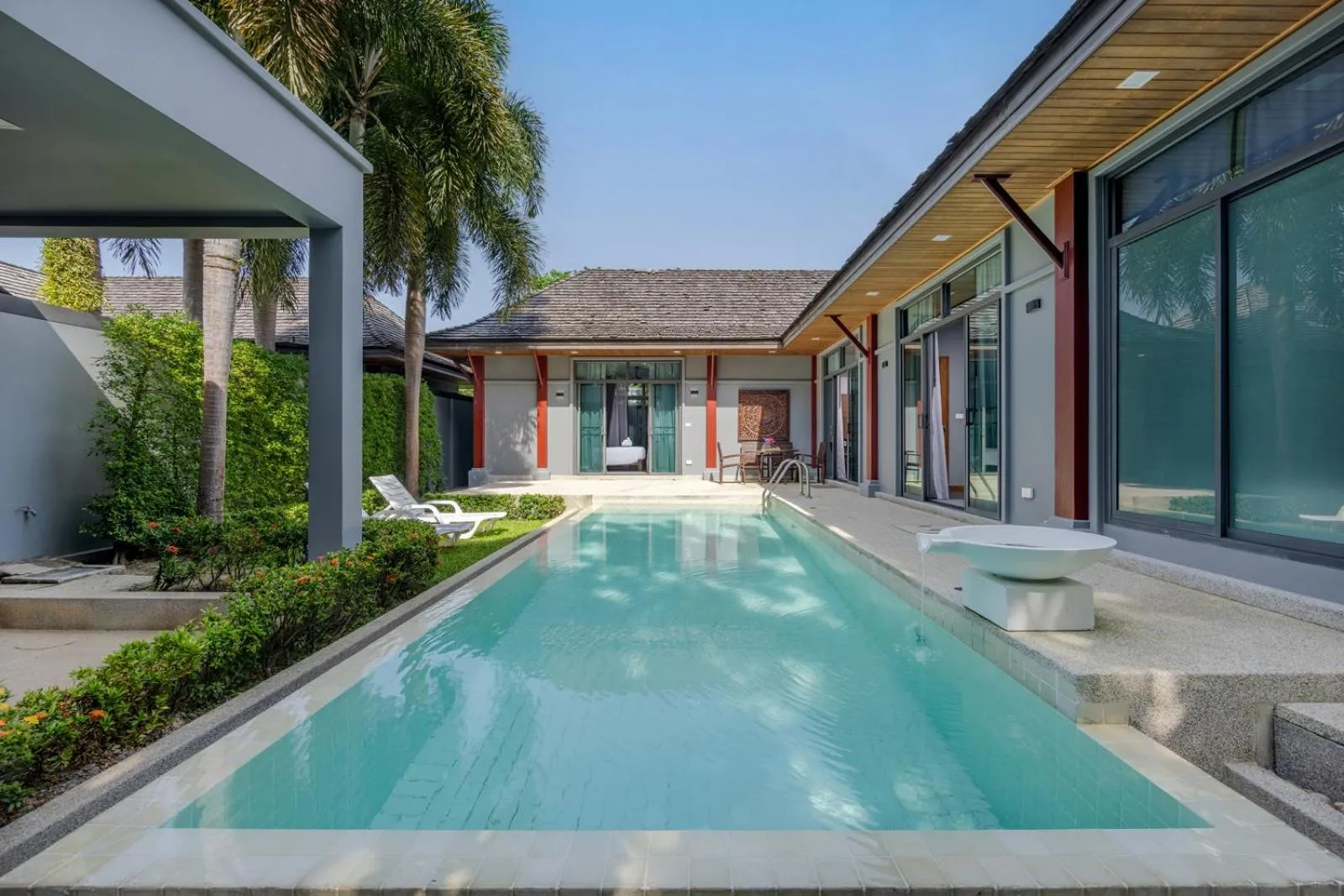 Saiyuan Estate by TropicLook