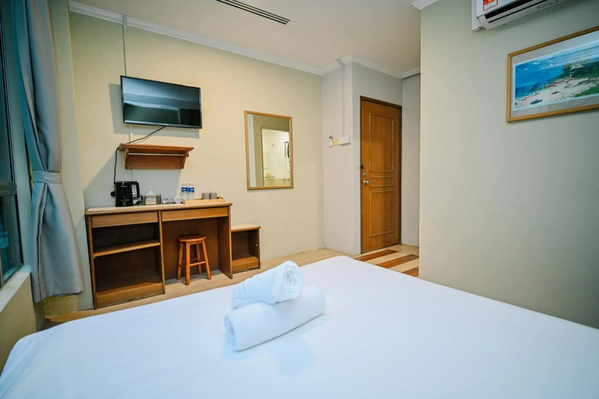 Bed in Swing & Pillows - Chinatown Kuala Lumpur