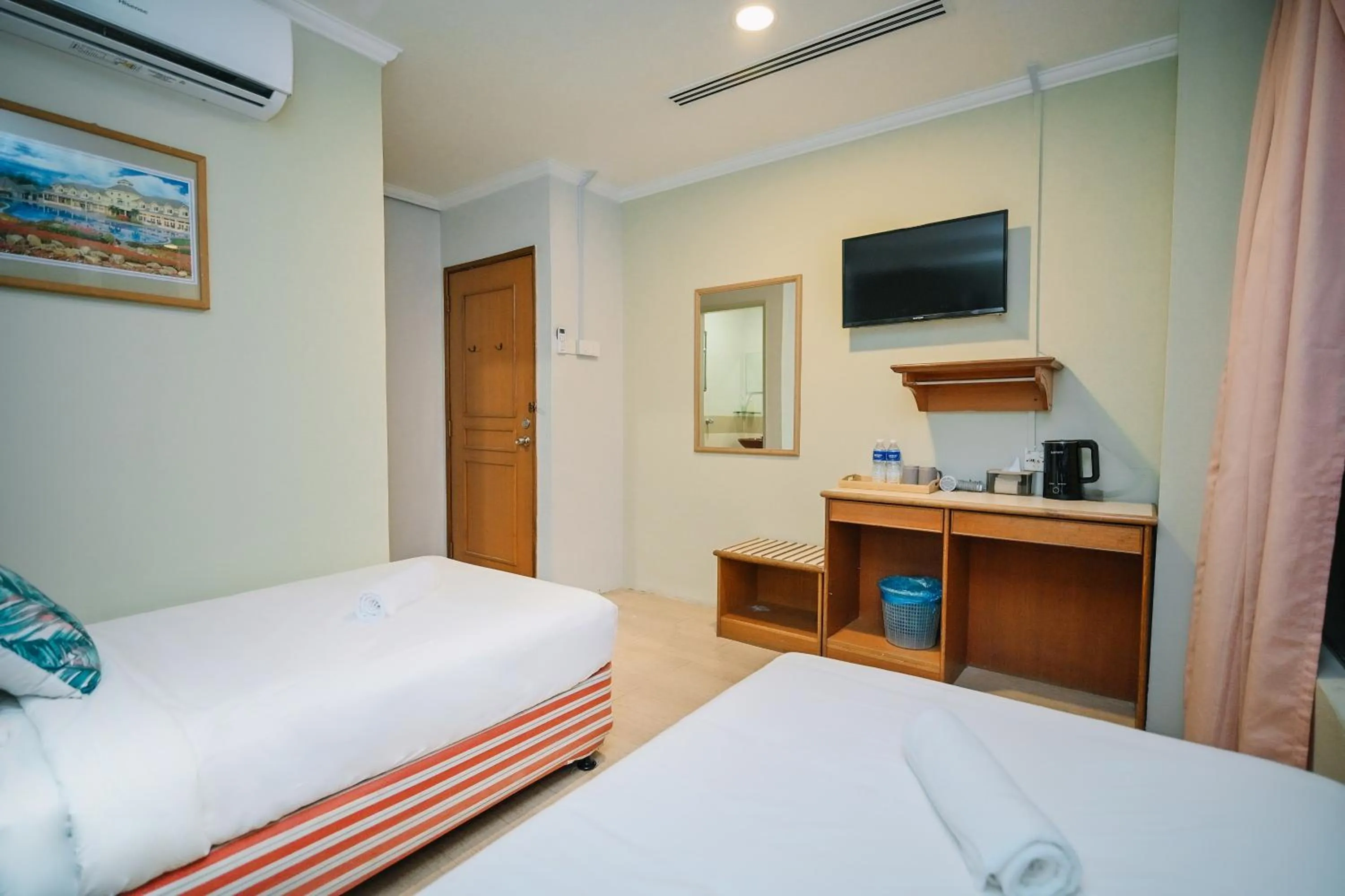 Bed in Swing & Pillows - Chinatown Kuala Lumpur