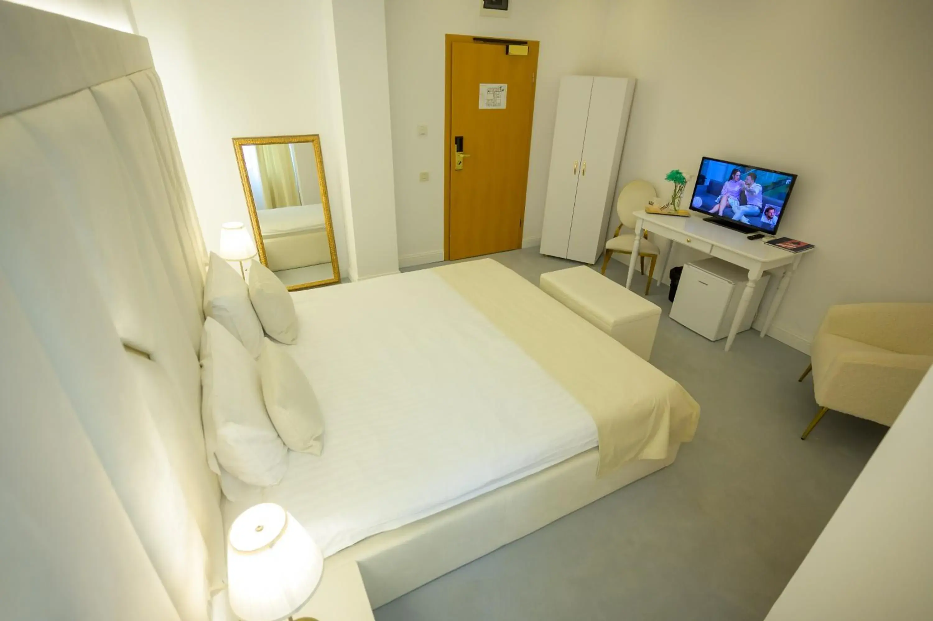 Bed in Hotel Queen Vera Bed in Hotel Queen Vera