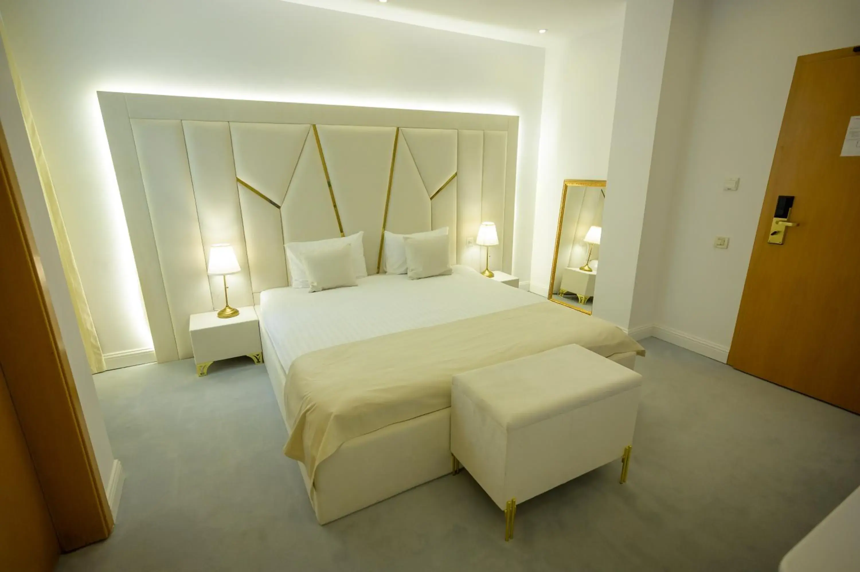 Bed in Hotel Queen Vera Bed in Hotel Queen Vera