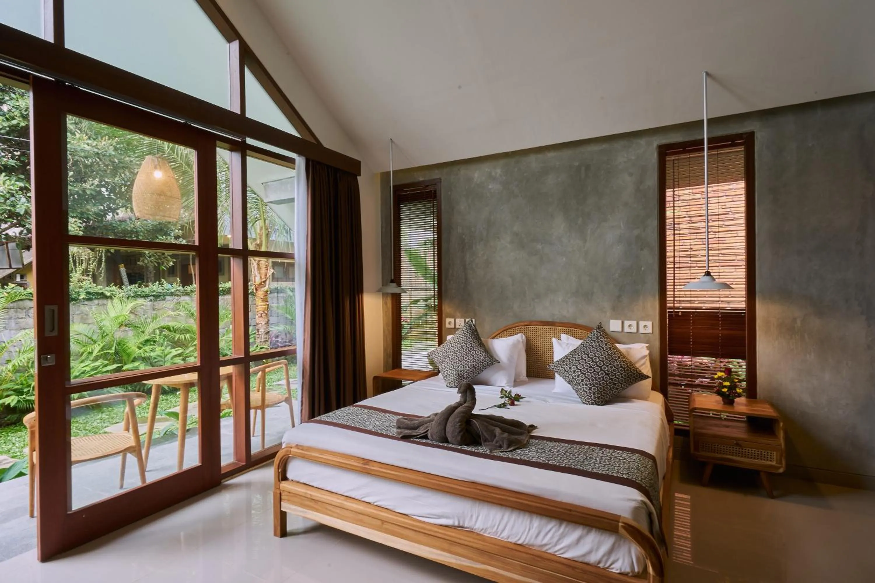 Bed in Yarama Cottages