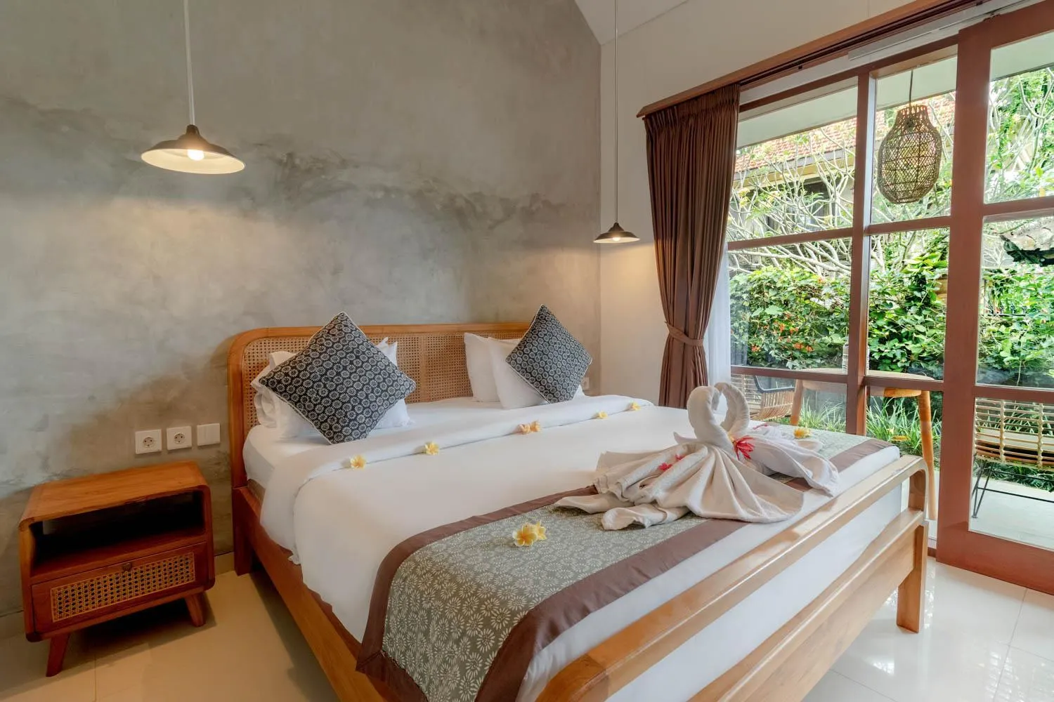 Bed in Yarama Cottages