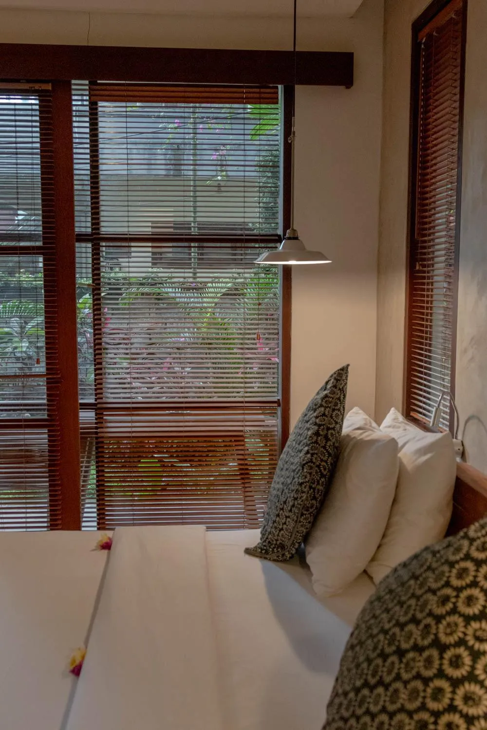 Bed in Yarama Cottages