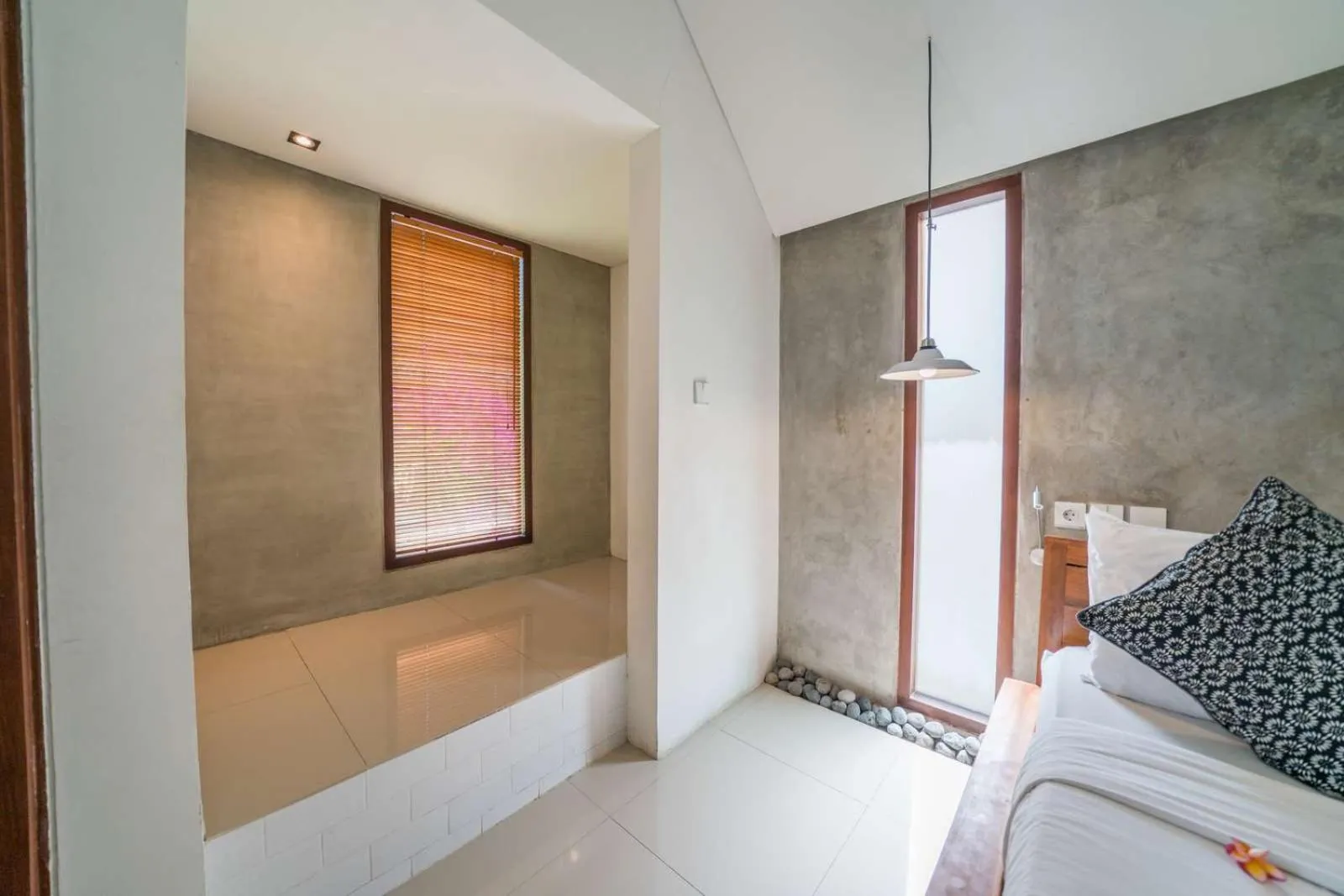 Bed in Yarama Cottages