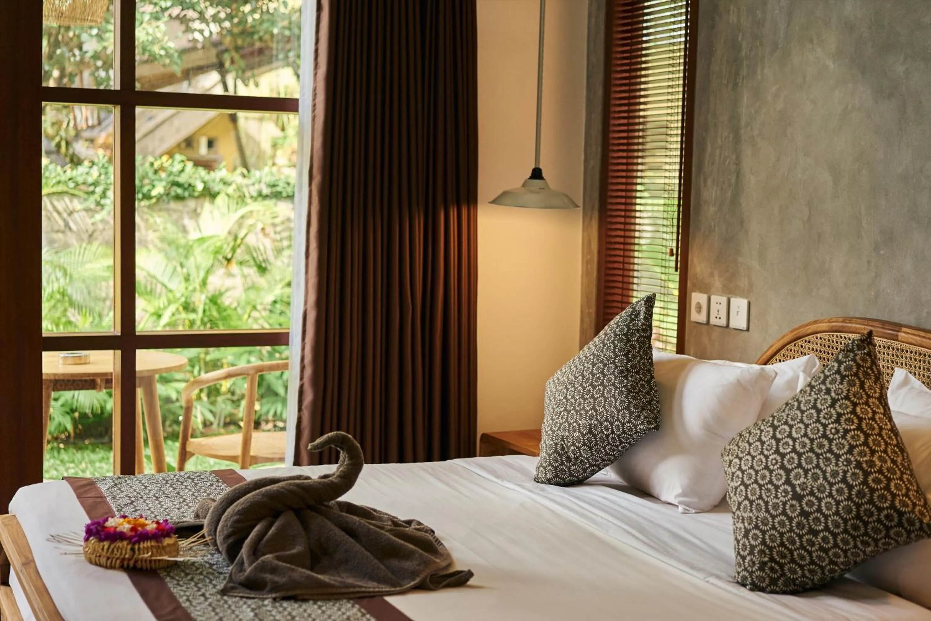 Bed in Yarama Cottages