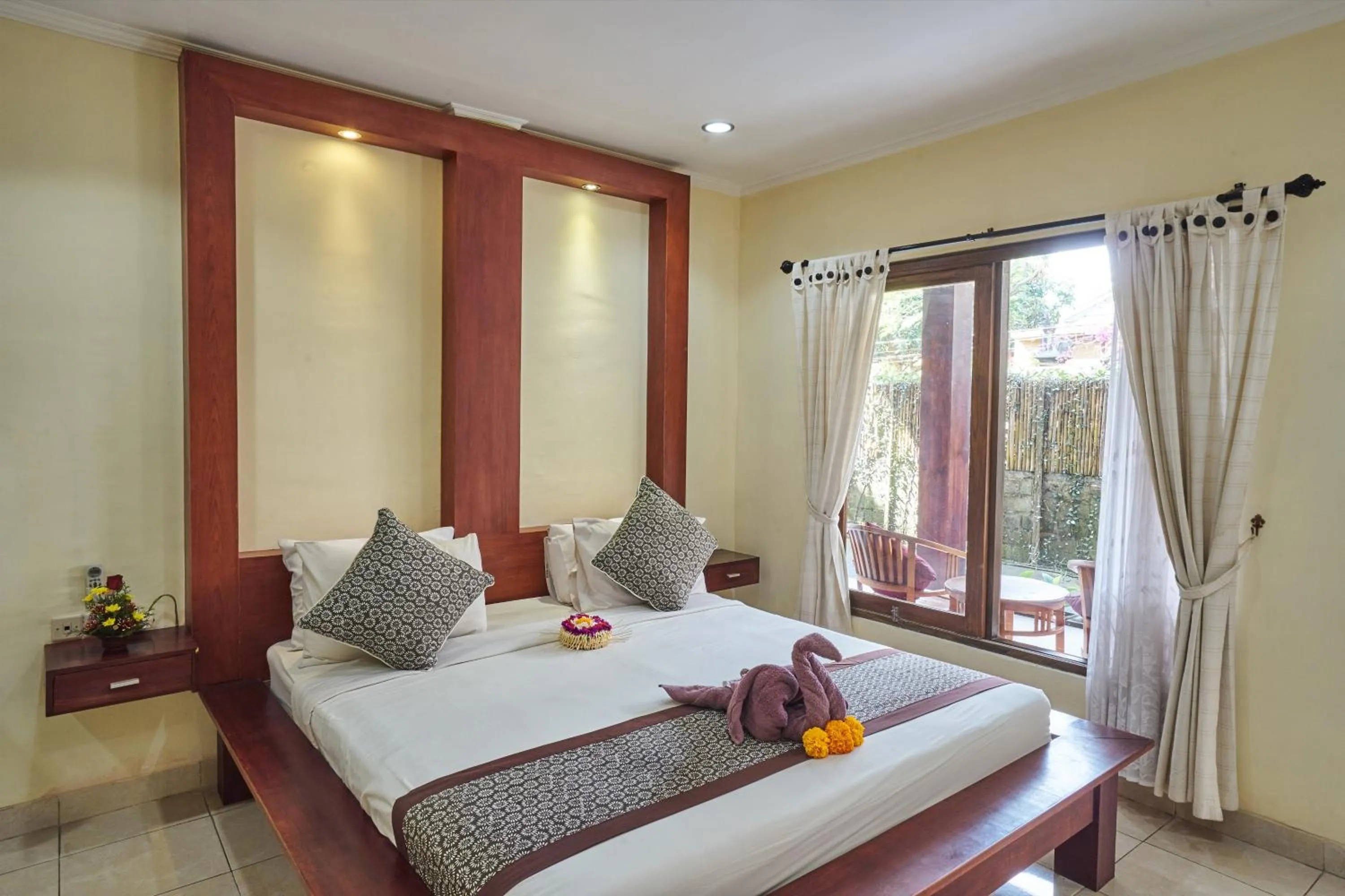 Bed in Yarama Cottages