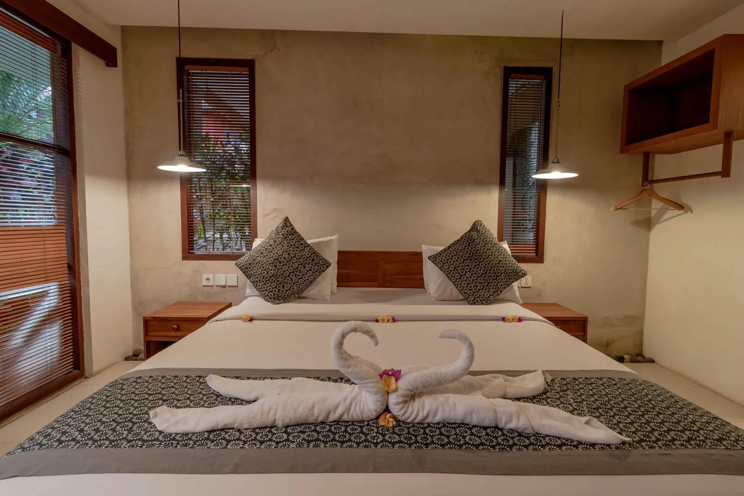 Bed in Yarama Cottages