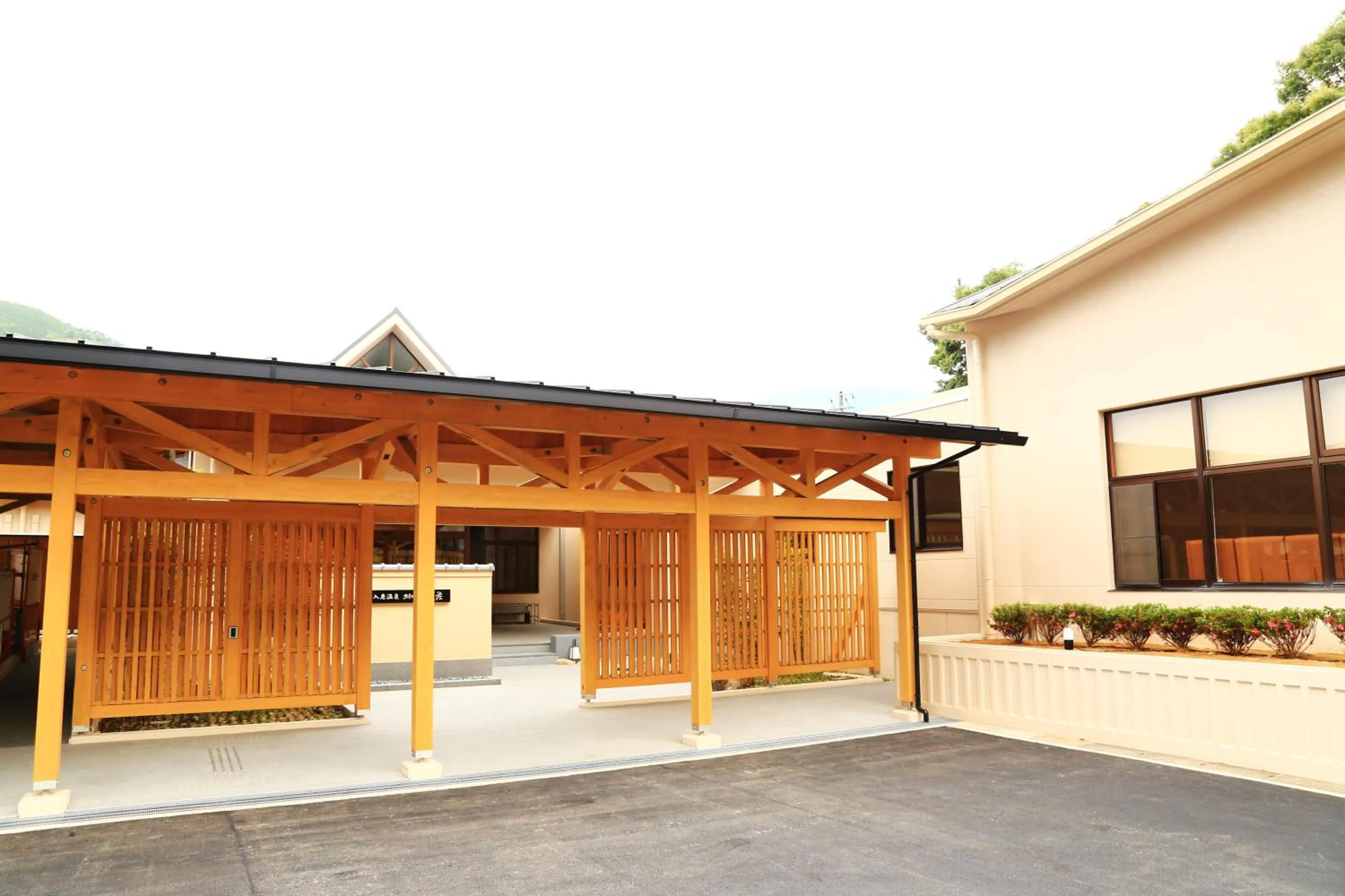 Facade/entrance in Iruka Onsen Hotel Seiryuusou
