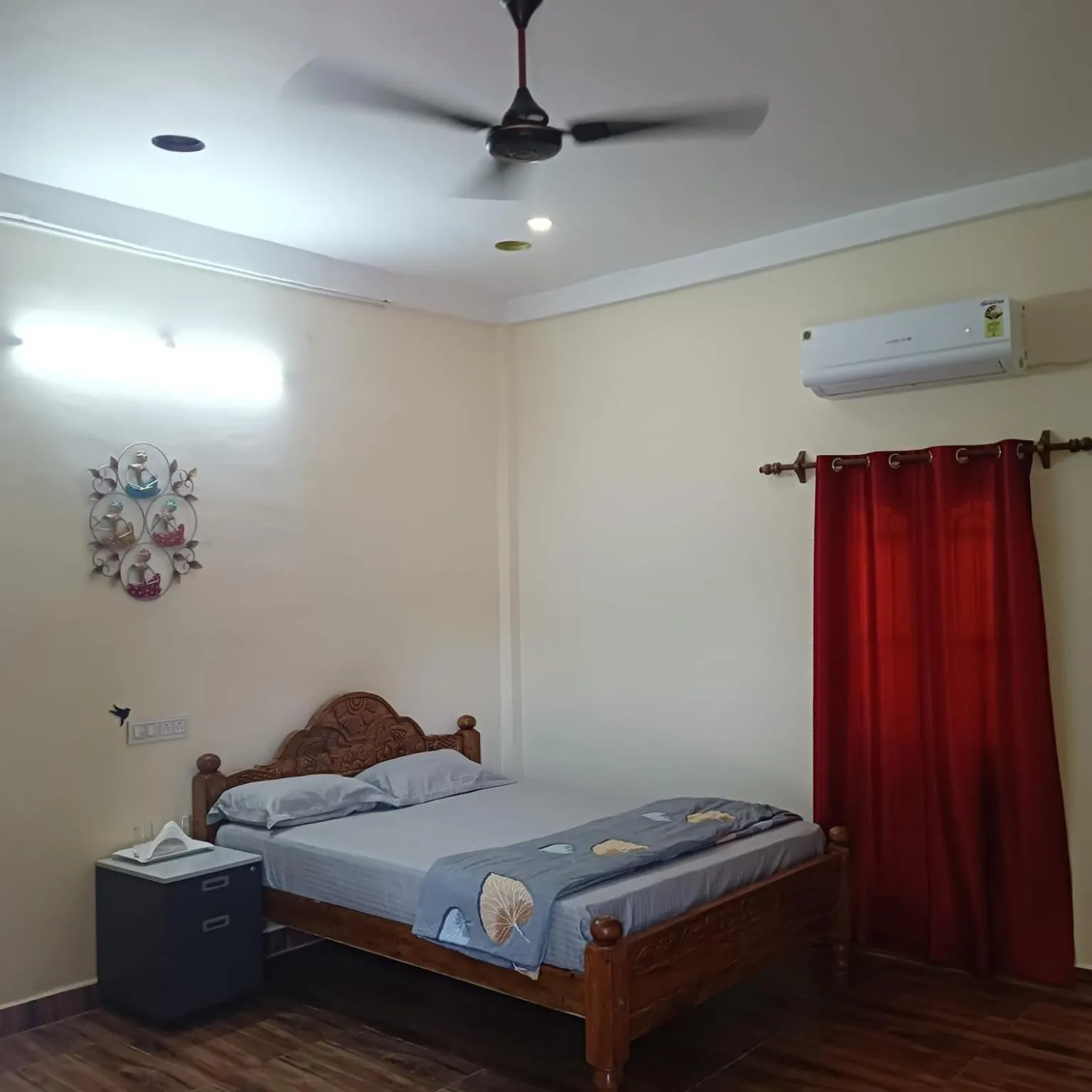Bedroom, Bed in Le'SAP Beach resort