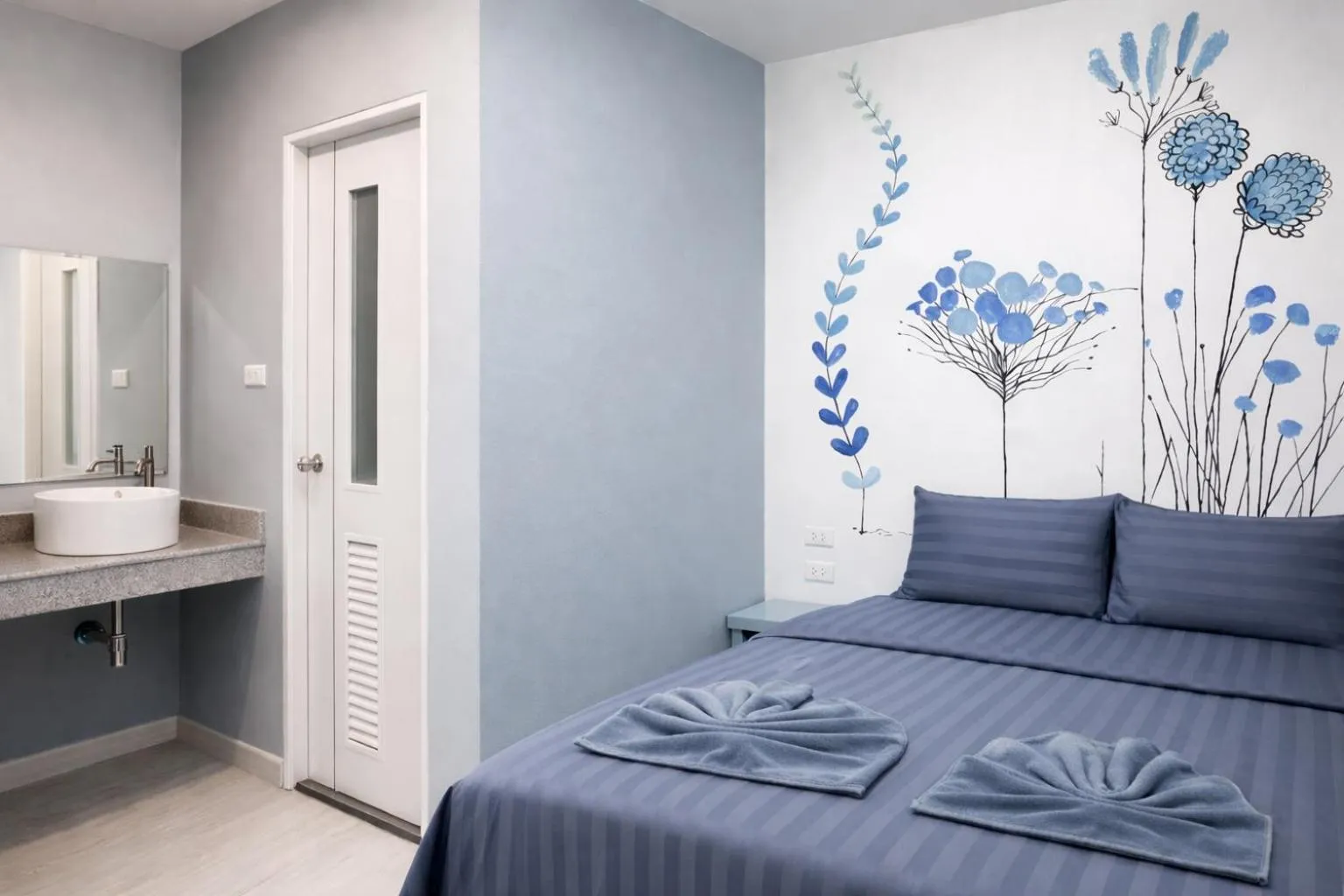 Bed in My Friends Hotel