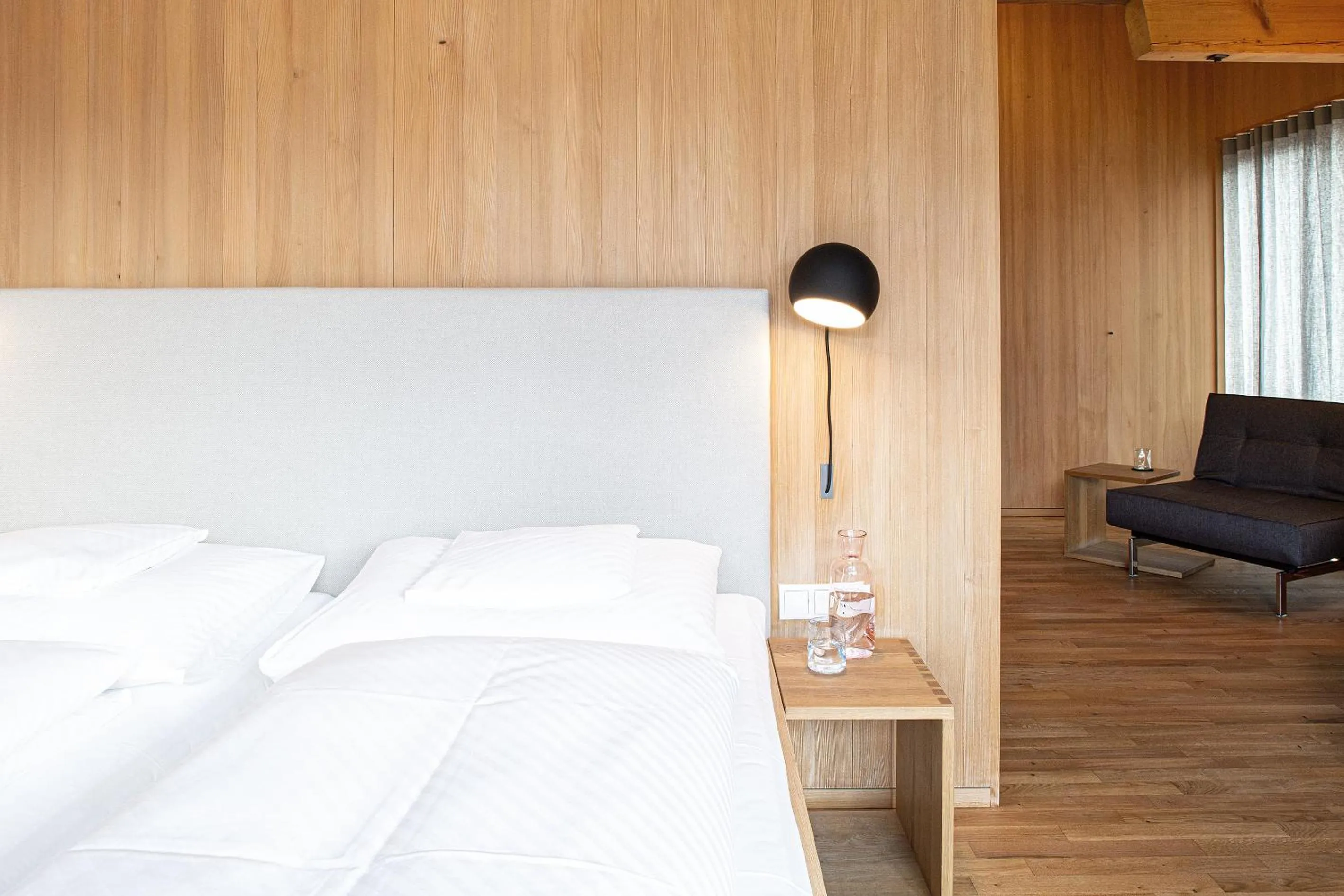 Bed in Biohotel Schwanen