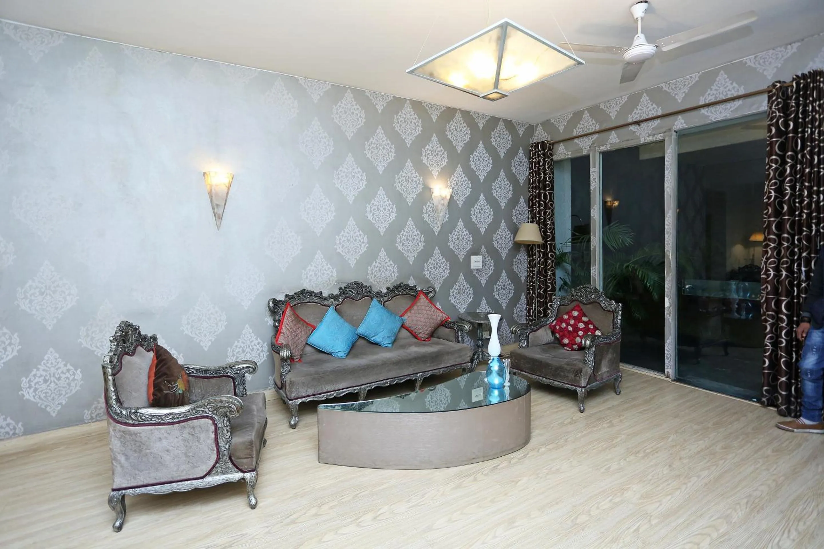 Lobby or reception in Hotel O Gem 92