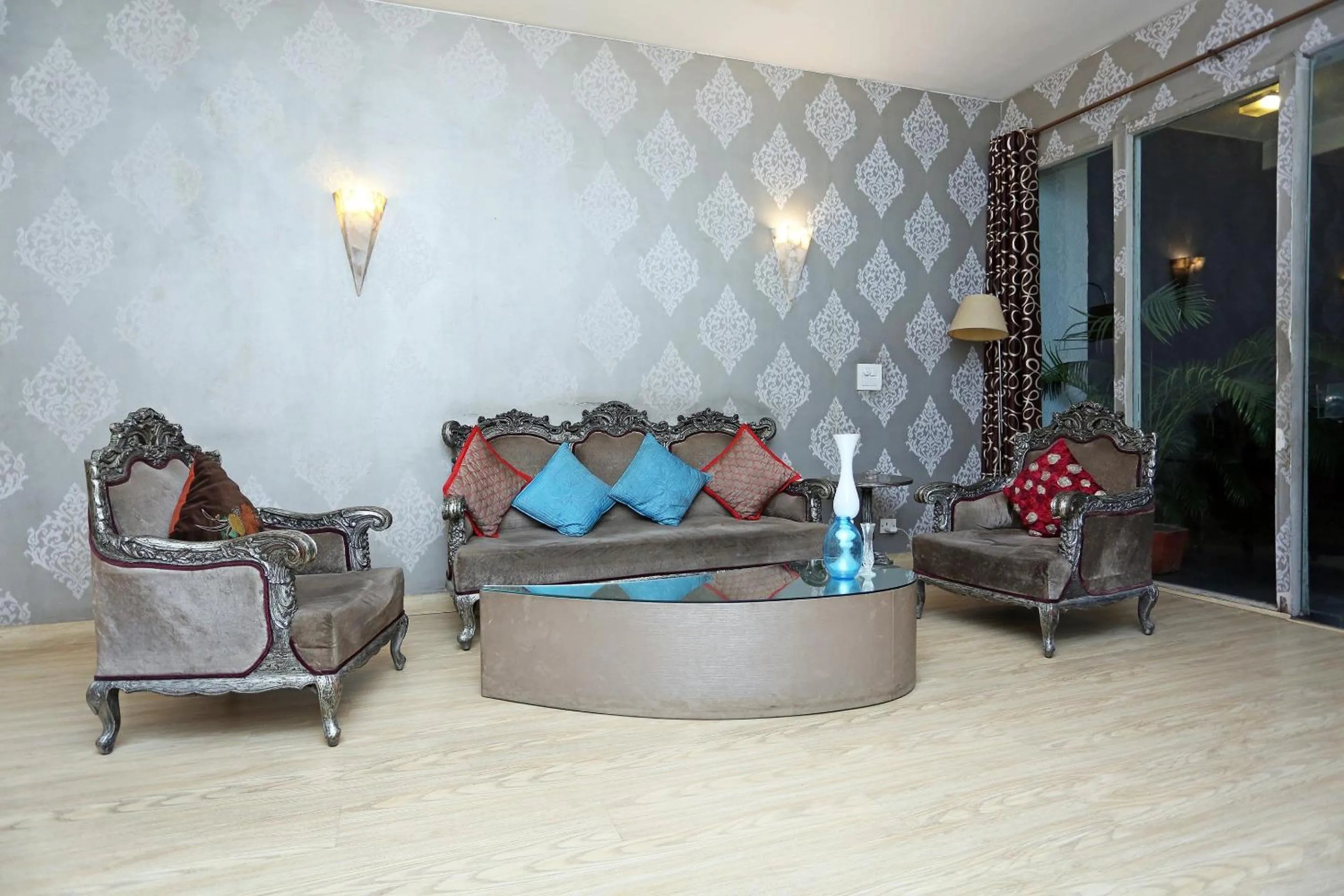 Lobby or reception in Hotel O Gem 92