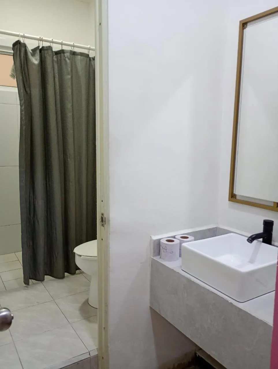 Bathroom in Unidades Privadas con AC-TV-WiFi y Estacionamiento en Centro de MTY