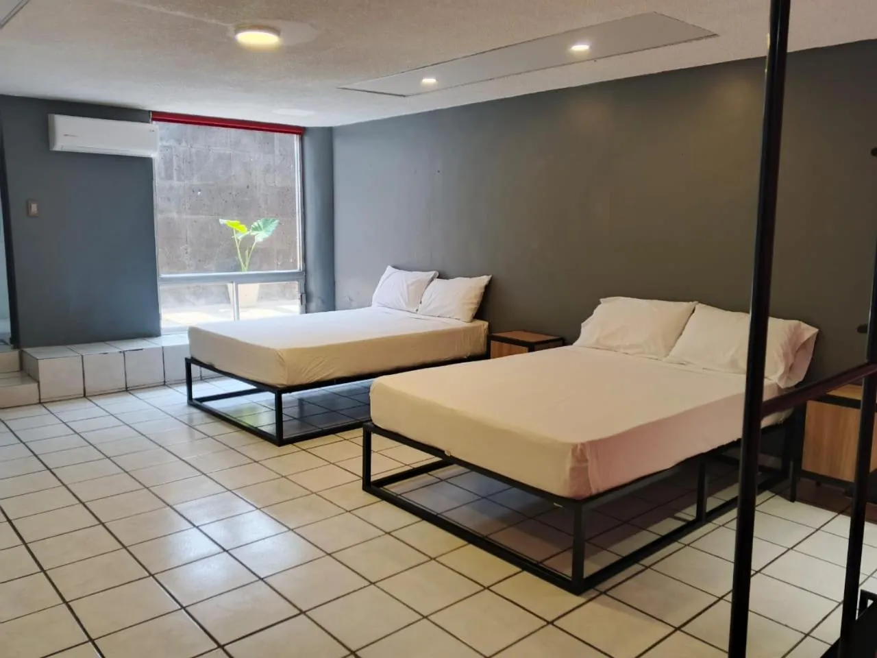 Bedroom, Bed in Unidades Privadas con AC-TV-WiFi y Estacionamiento en Centro de MTY