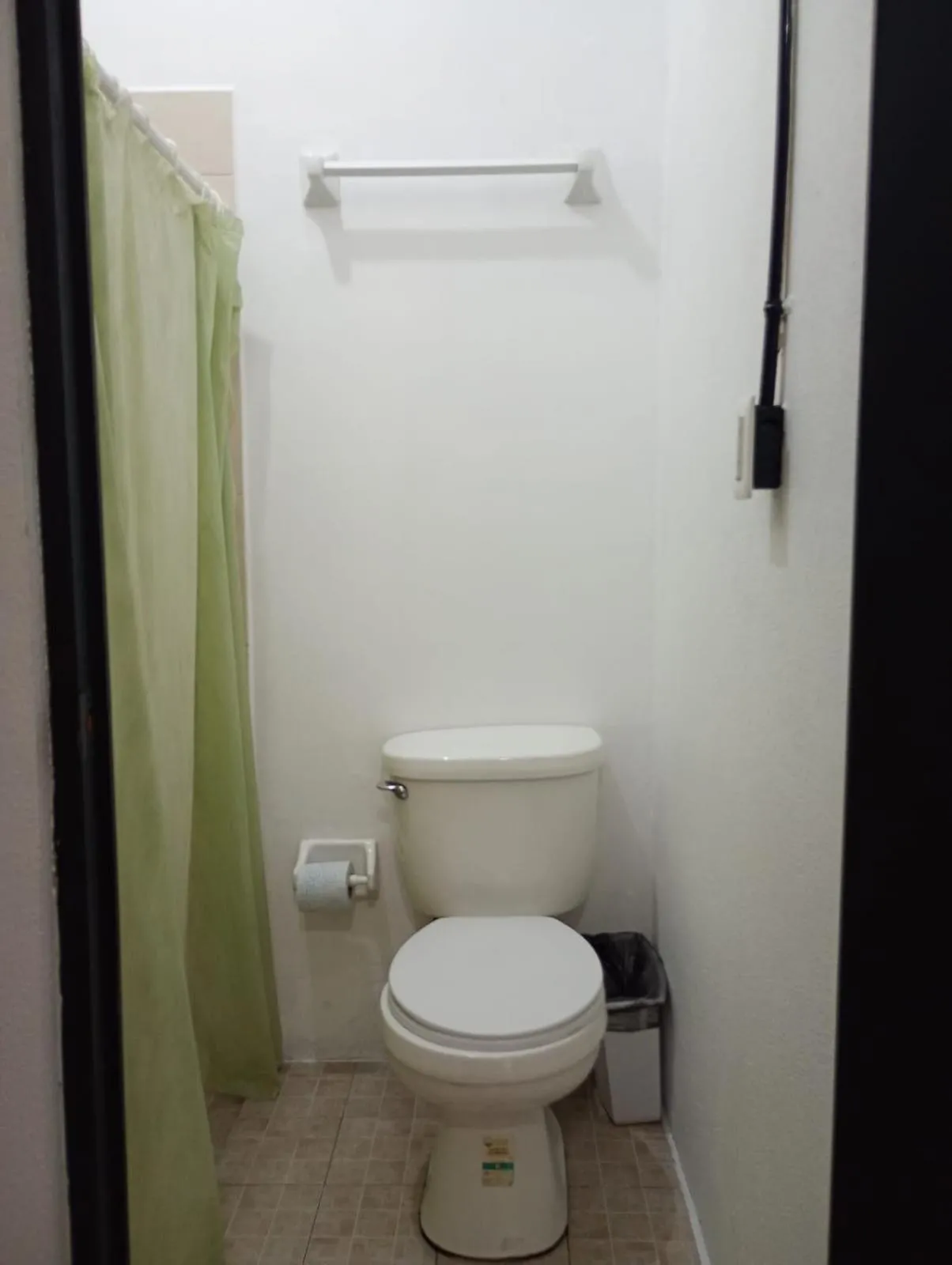 Bathroom in Unidades Privadas con AC-TV-WiFi y Estacionamiento en Centro de MTY
