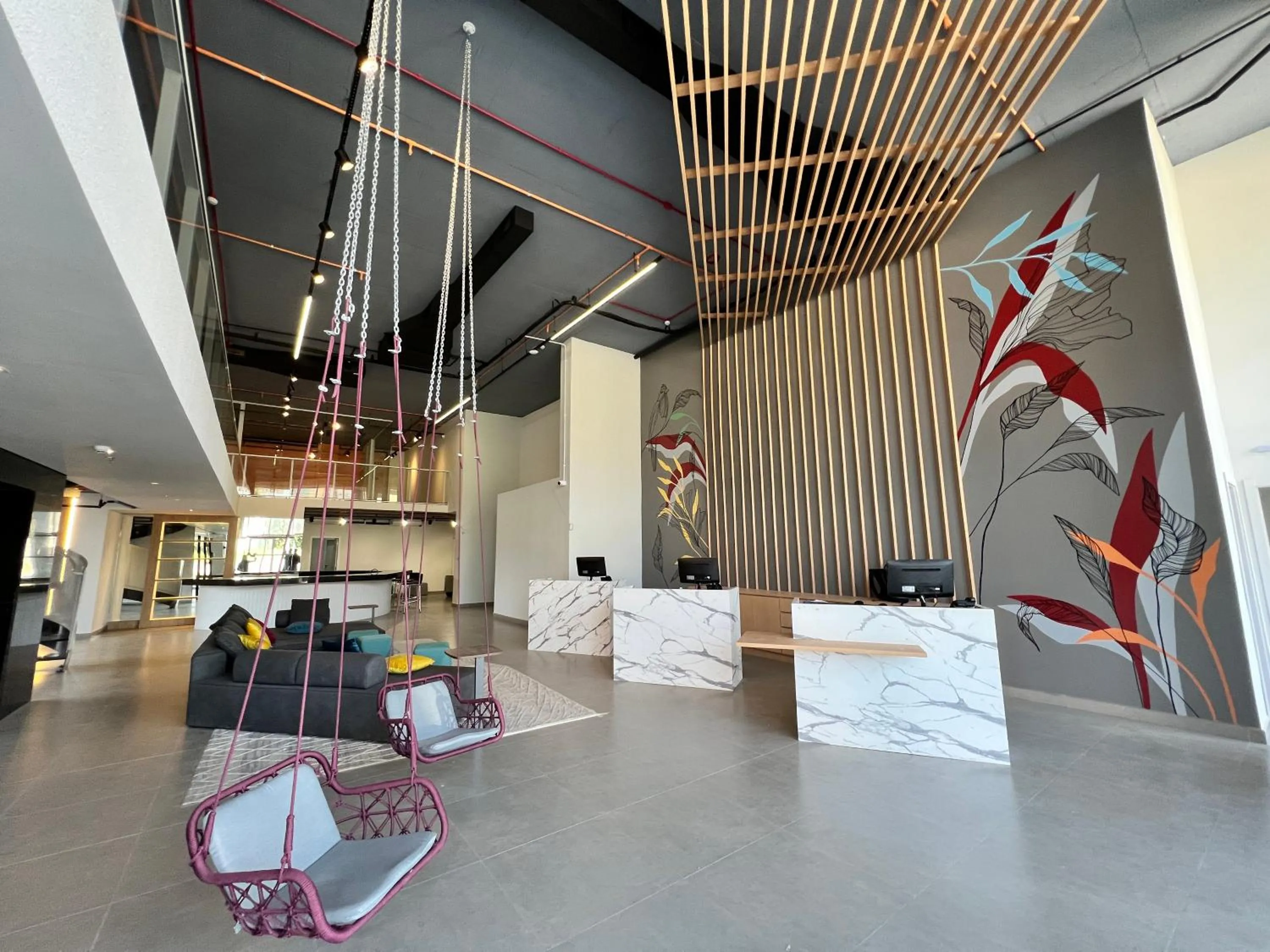 Lobby or reception in Ramada Encore Ponta Grossa