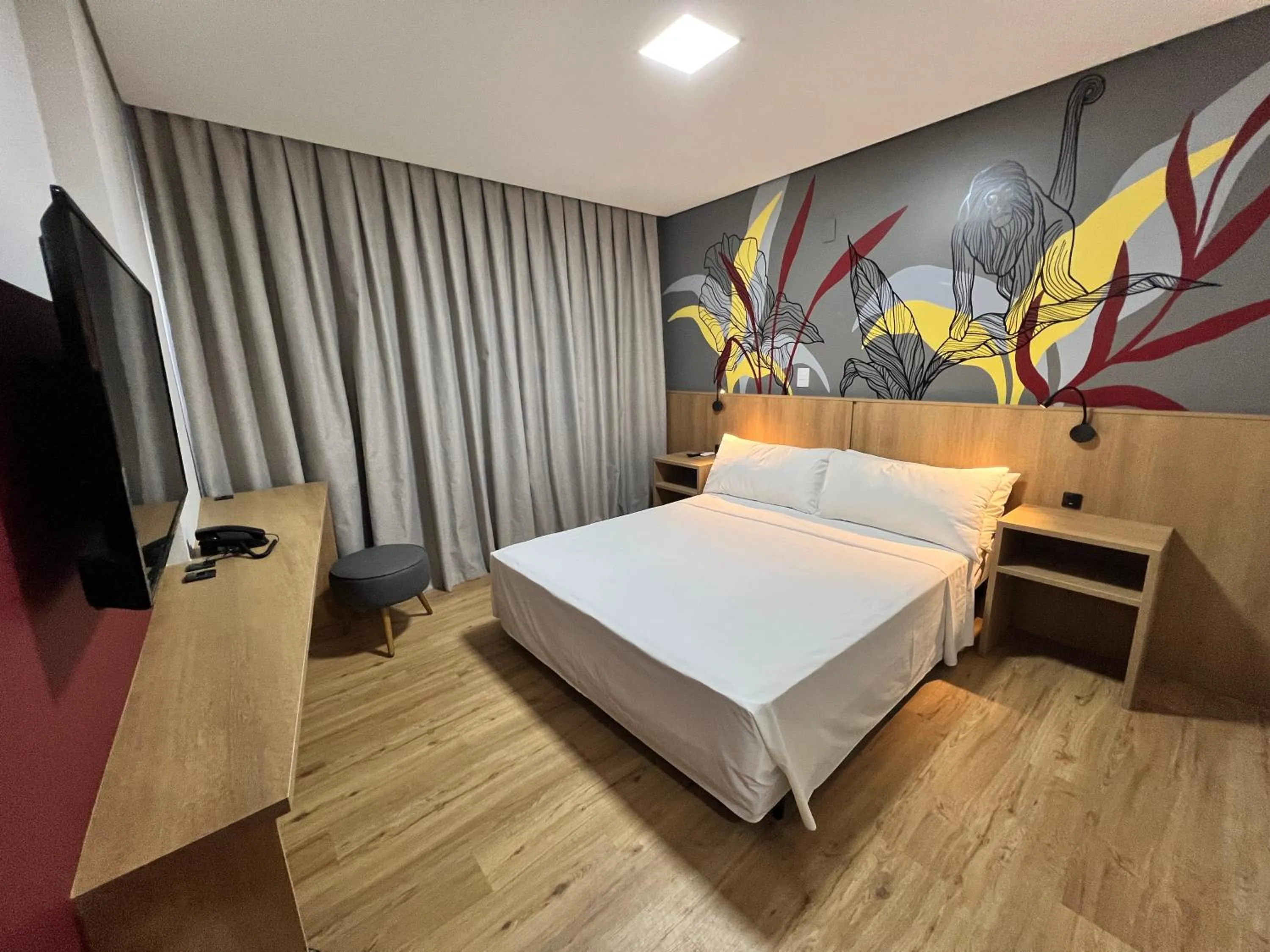 Photo of the whole room, Bed in Ramada Encore Ponta Grossa