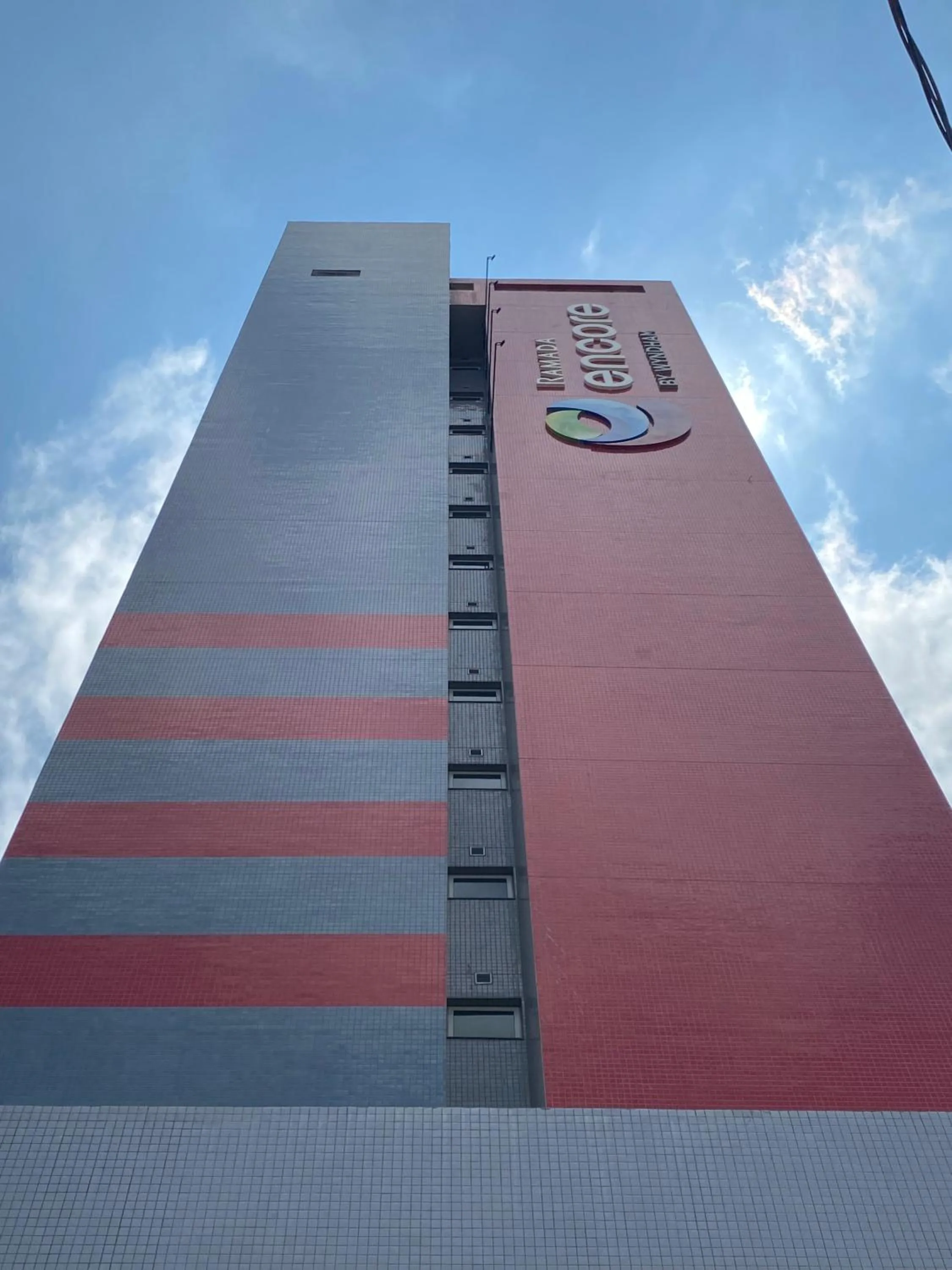 Facade/entrance in Ramada Encore Ponta Grossa