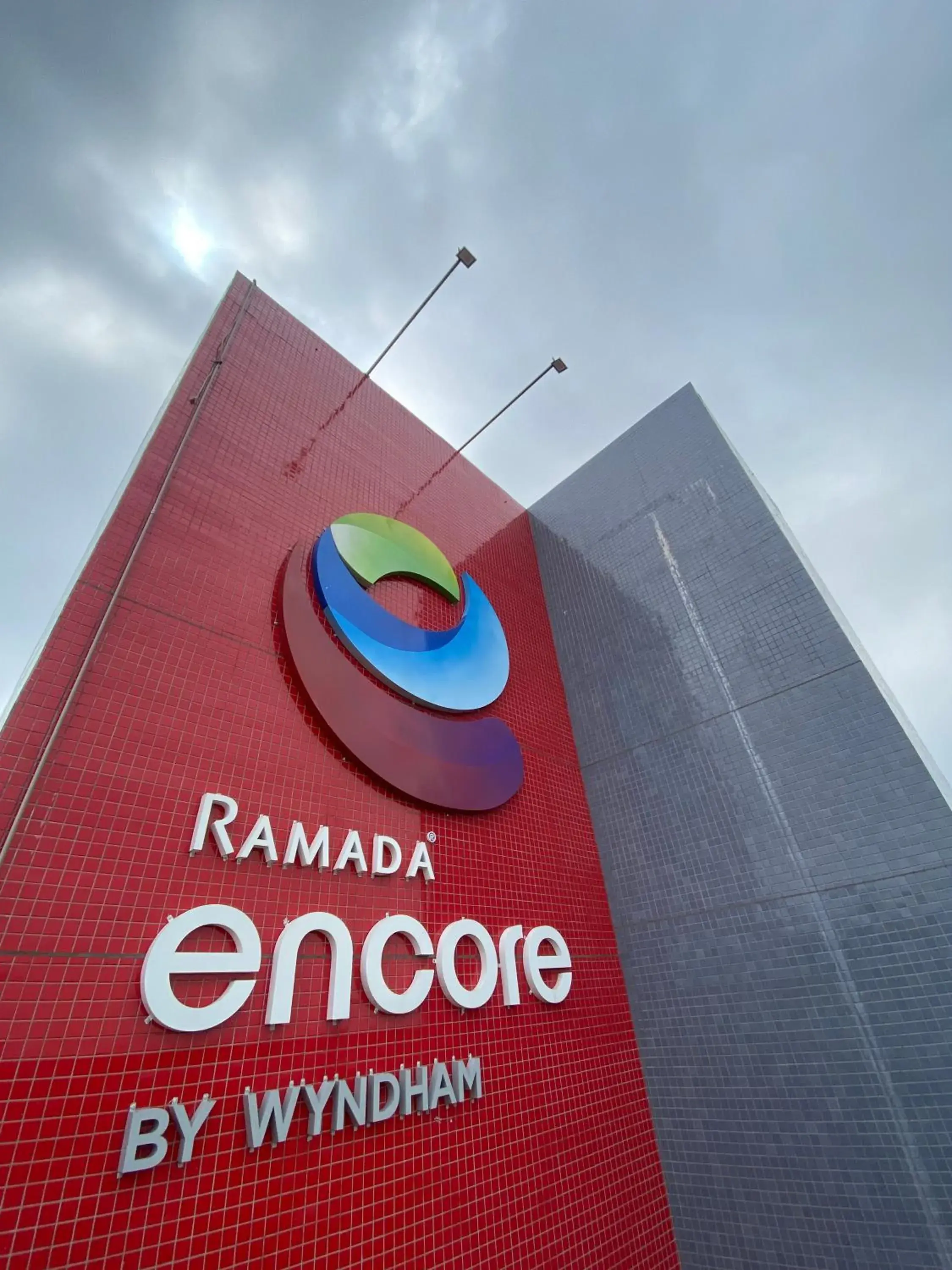 Facade/entrance in Ramada Encore Ponta Grossa Facade/entrance in Ramada Encore Ponta Grossa