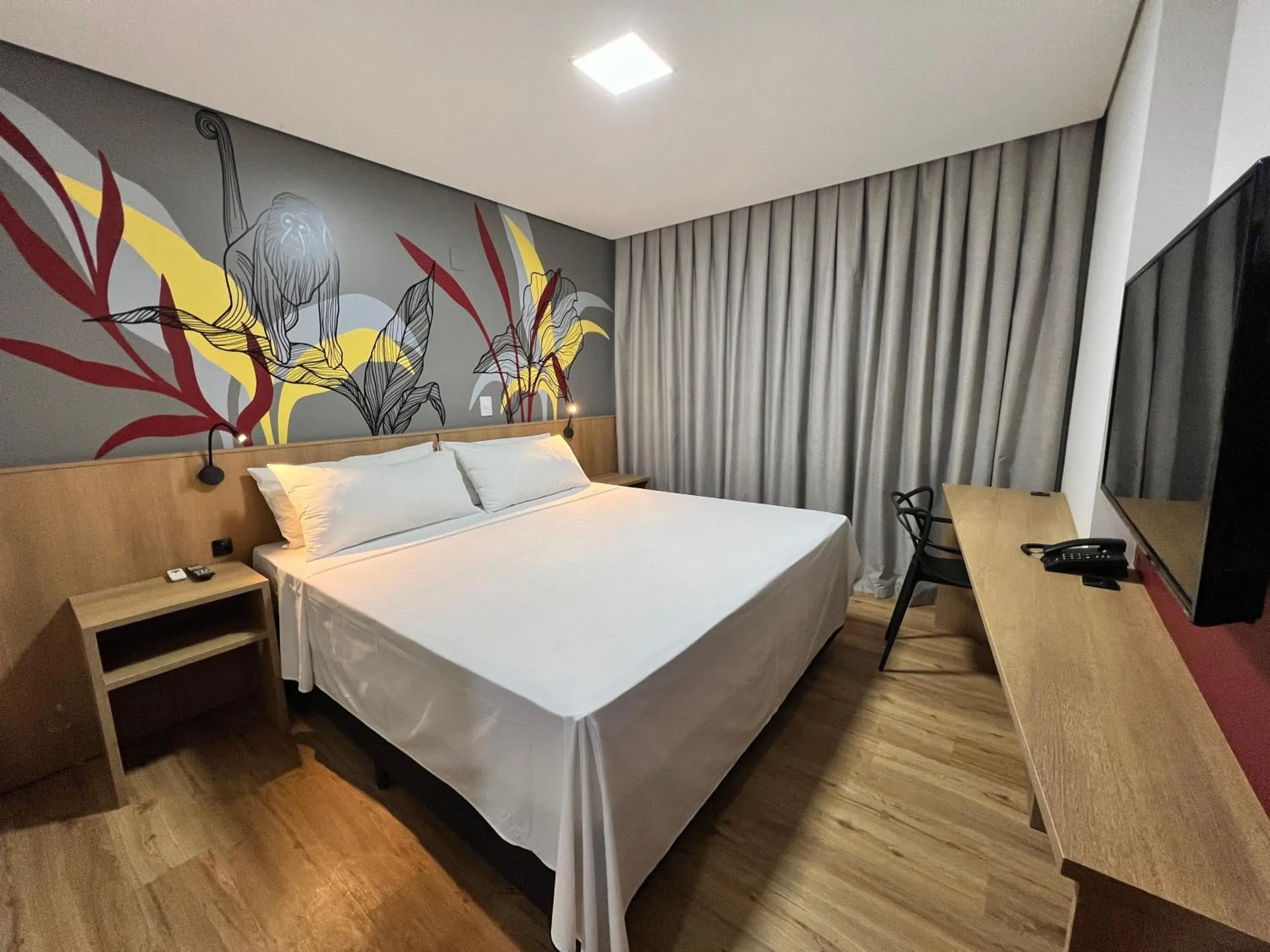 Photo of the whole room, Bed in Ramada Encore Ponta Grossa Photo of the whole room, Bed in Ramada Encore Ponta Grossa