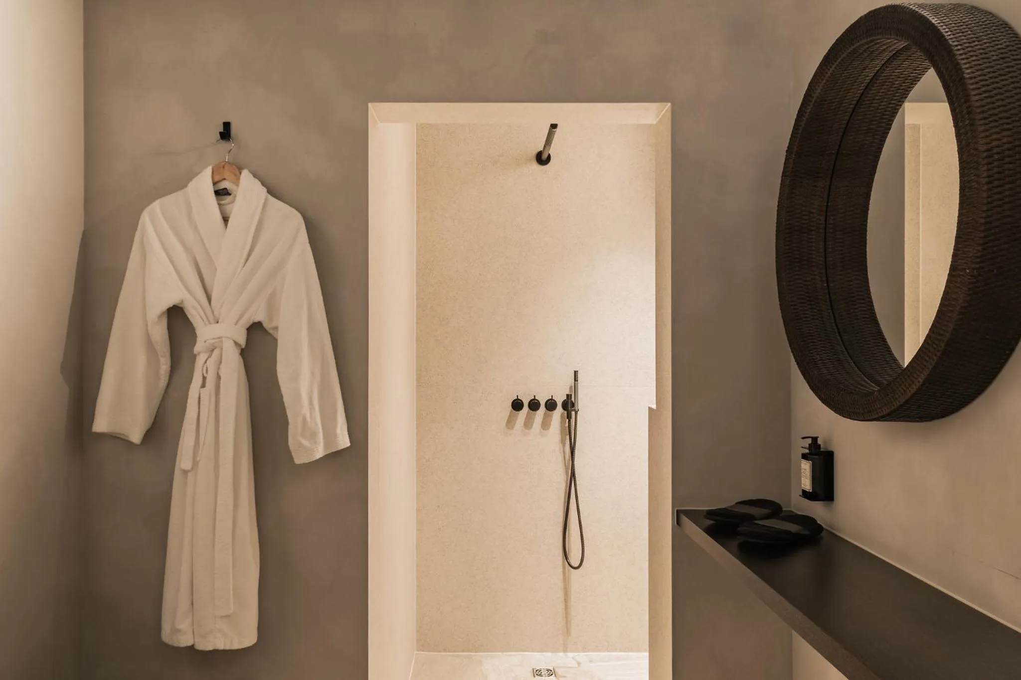 Shower in B&B Herenhuis