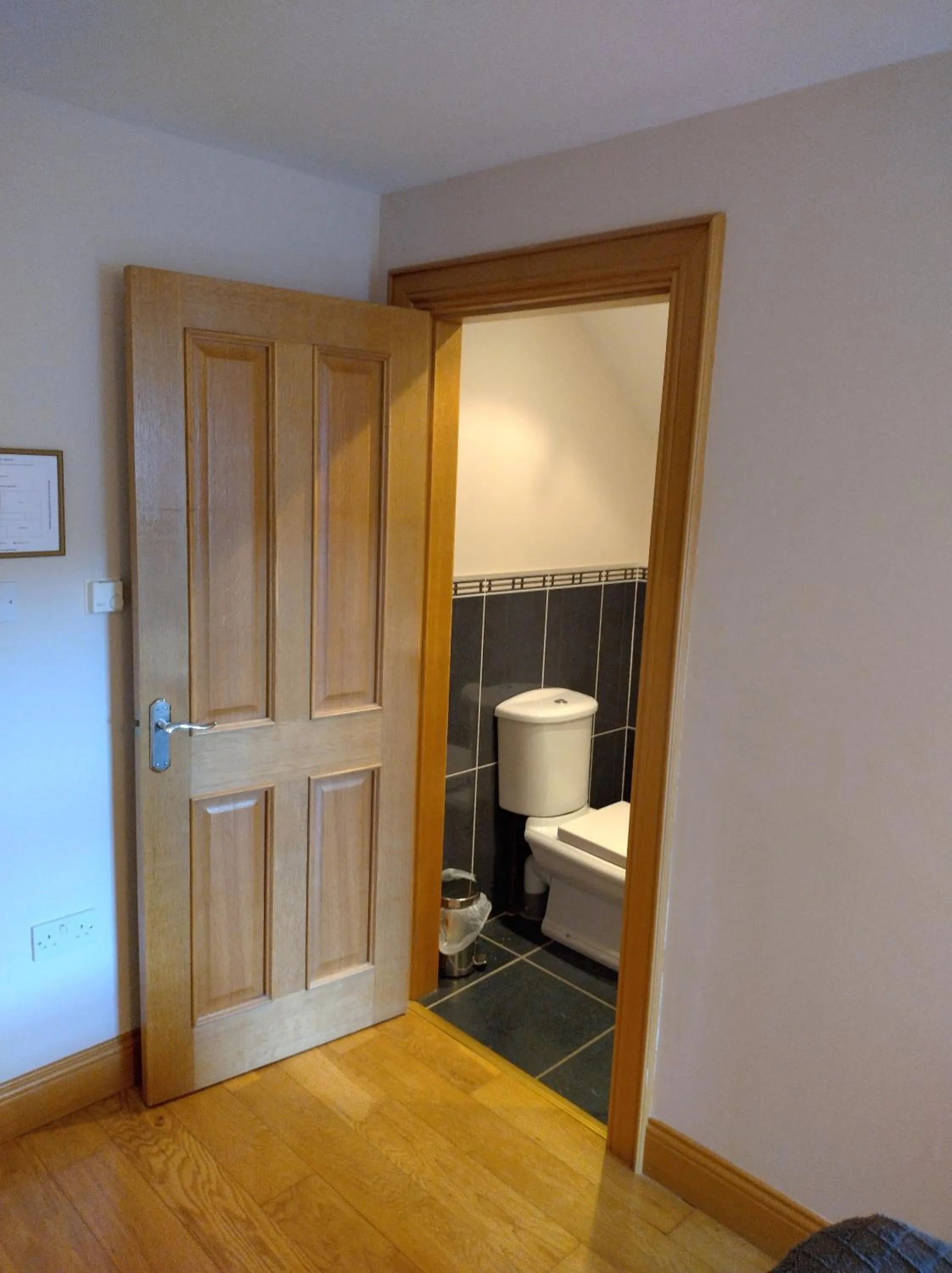 Shower in Glenn Eireann House