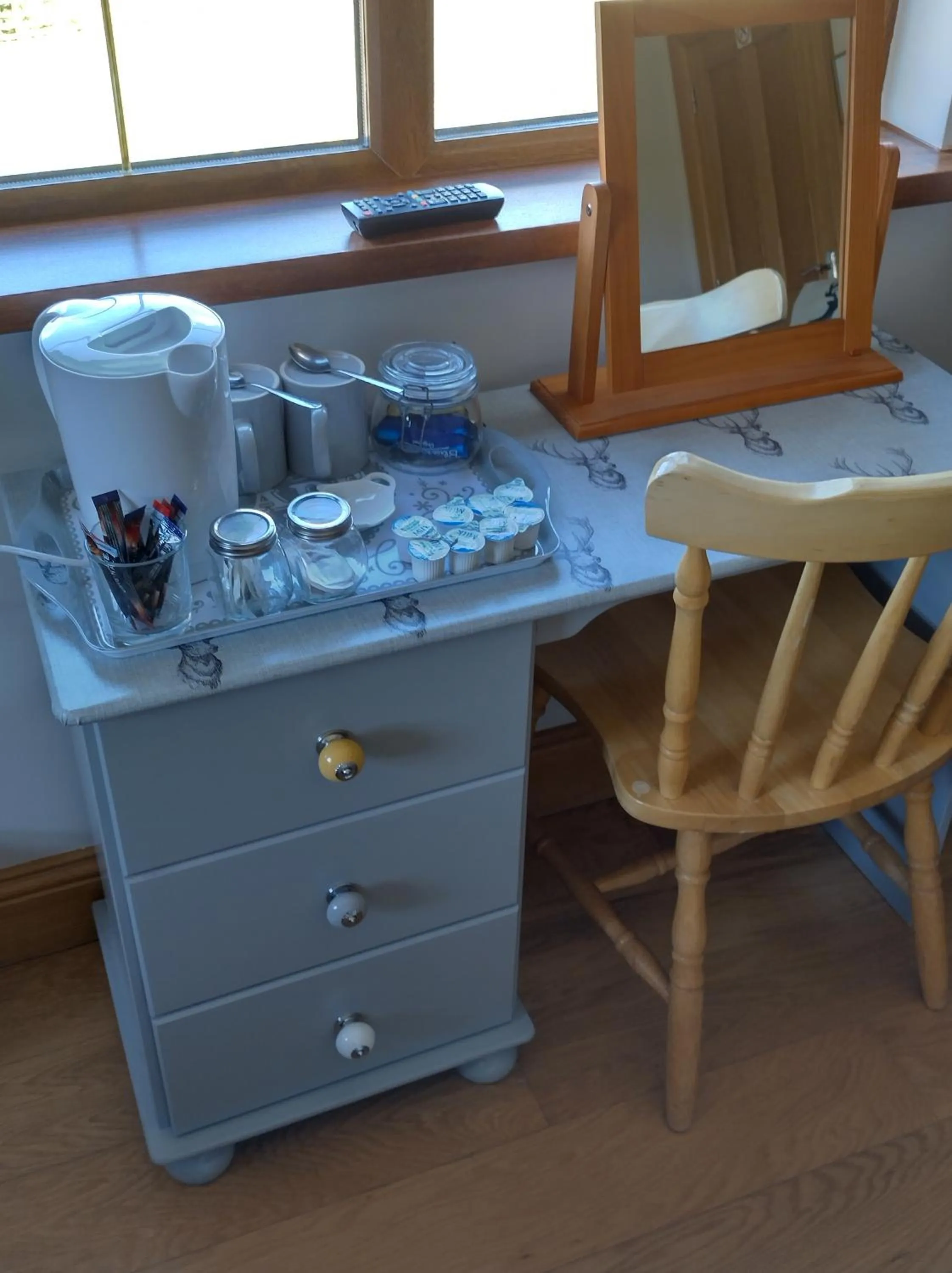 Coffee/tea facilities in Glenn Eireann House