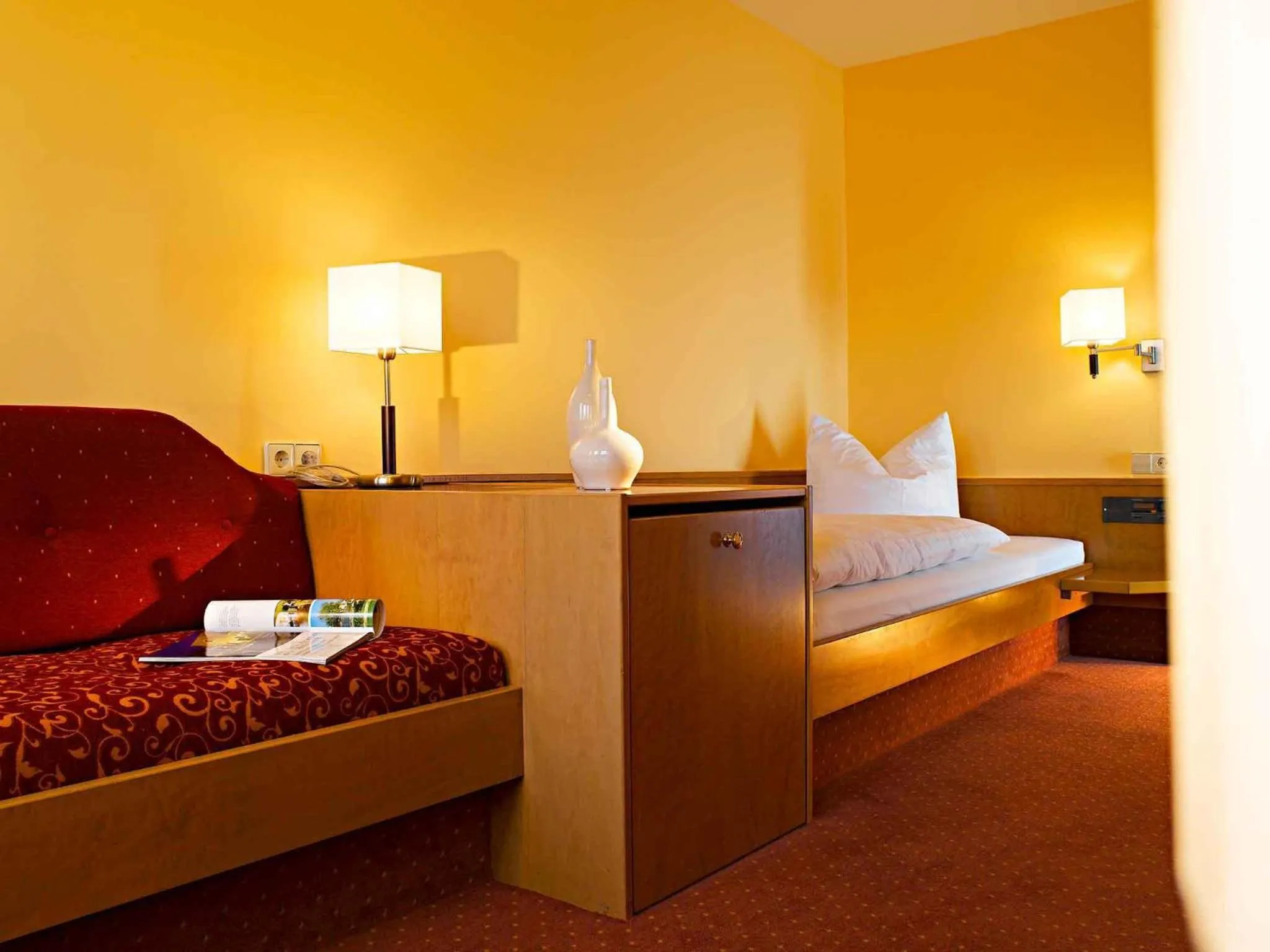 Decorative detail, Bed in Hotel Neckartal