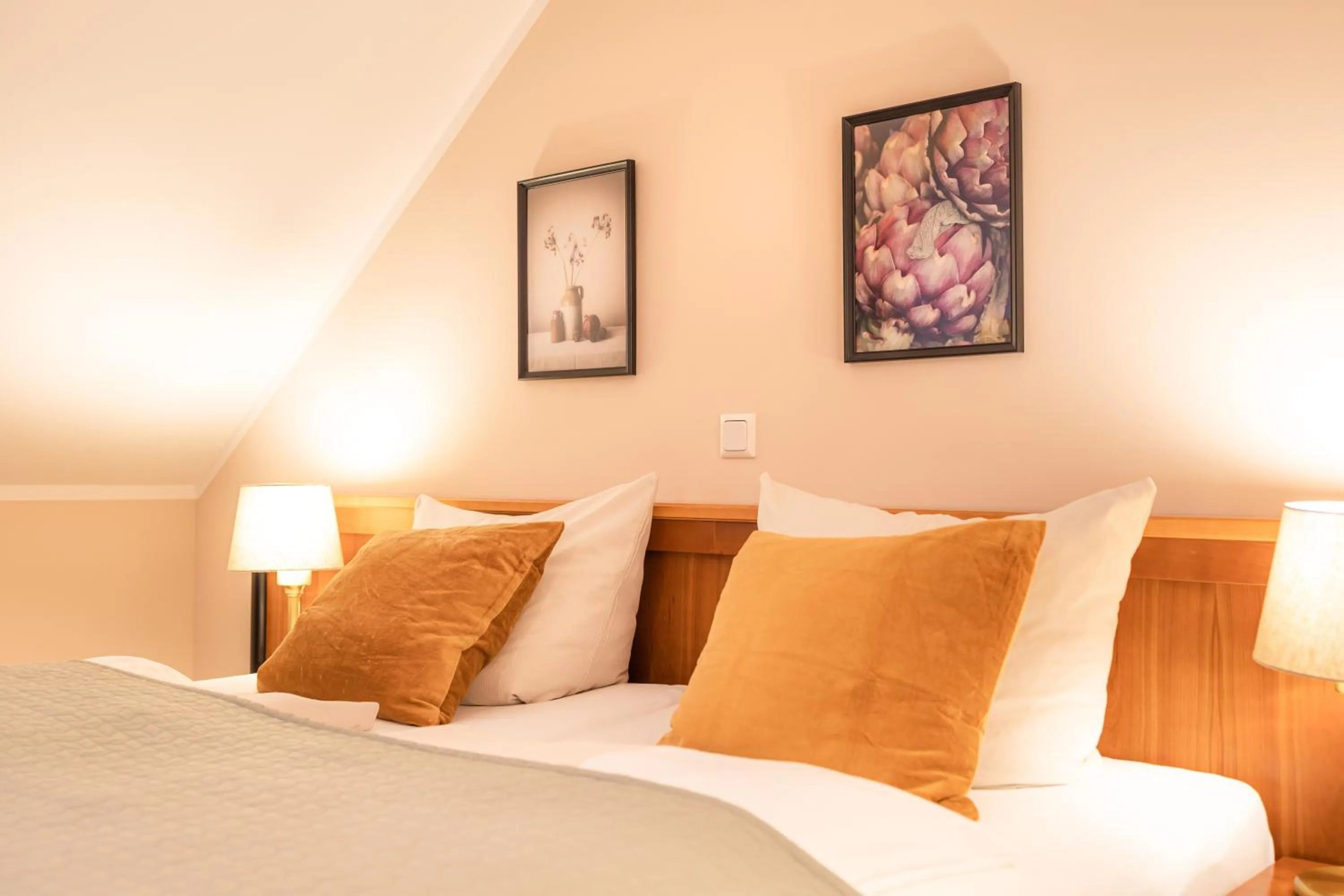 Photo of the whole room, Bed in Hotel Restaurant Am Park