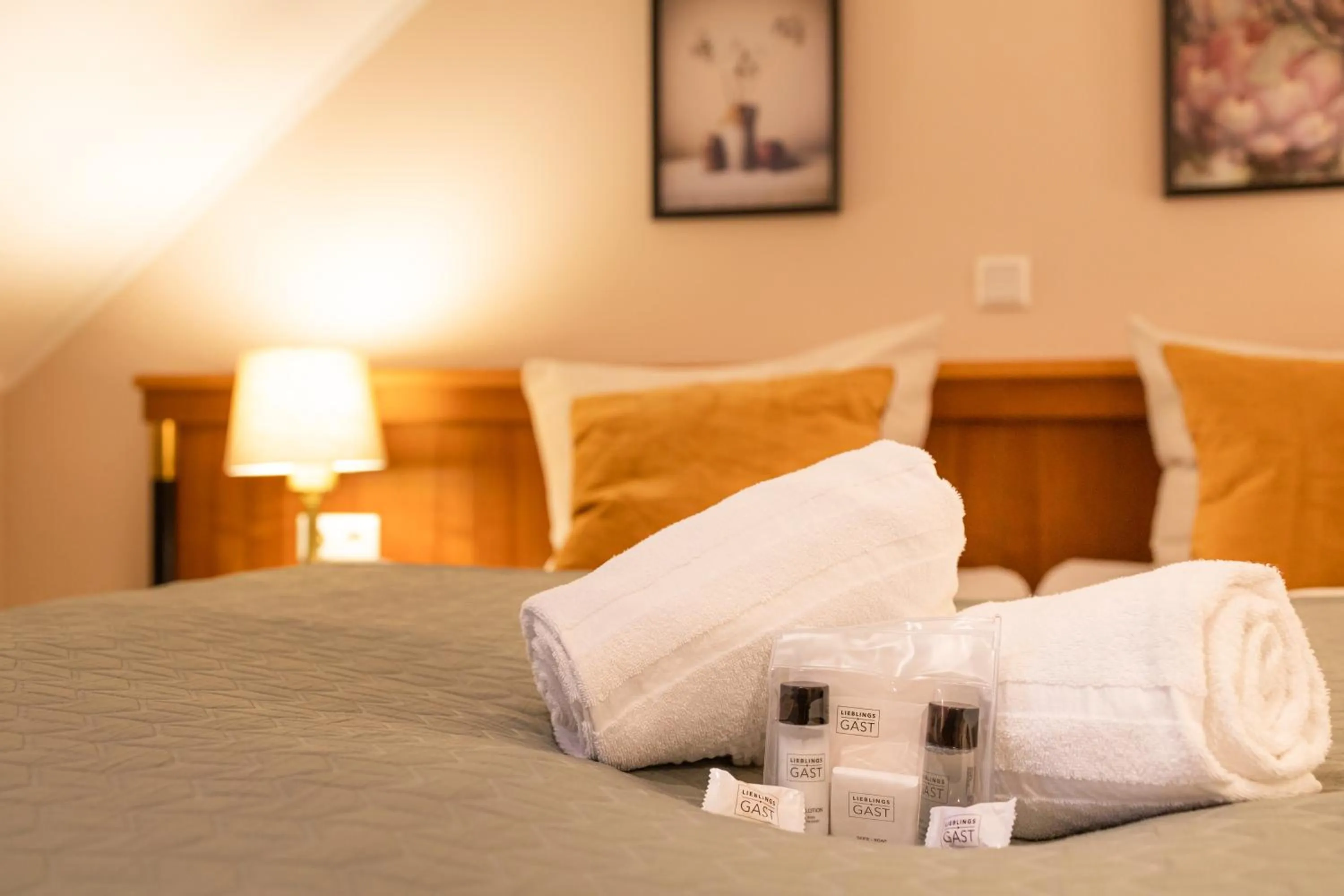 Photo of the whole room, Bed in Hotel Restaurant Am Park