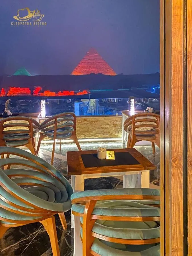 Hotel Cleopatra Pyramids View