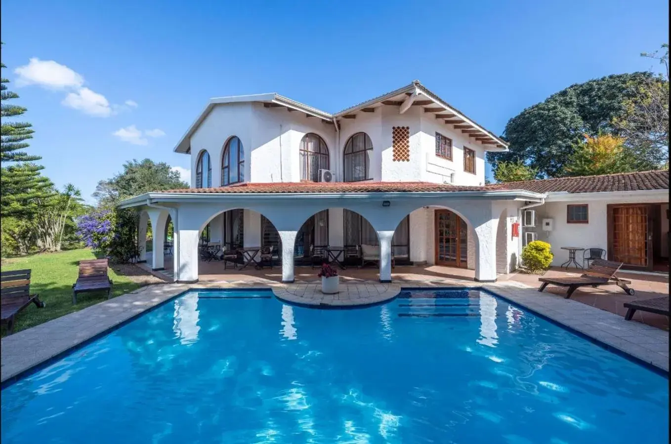 Property building in 122 on Krantzview previously BizAfrika Guest Lodge Property building in 122 on Krantzview previously BizAfrika Guest Lodge