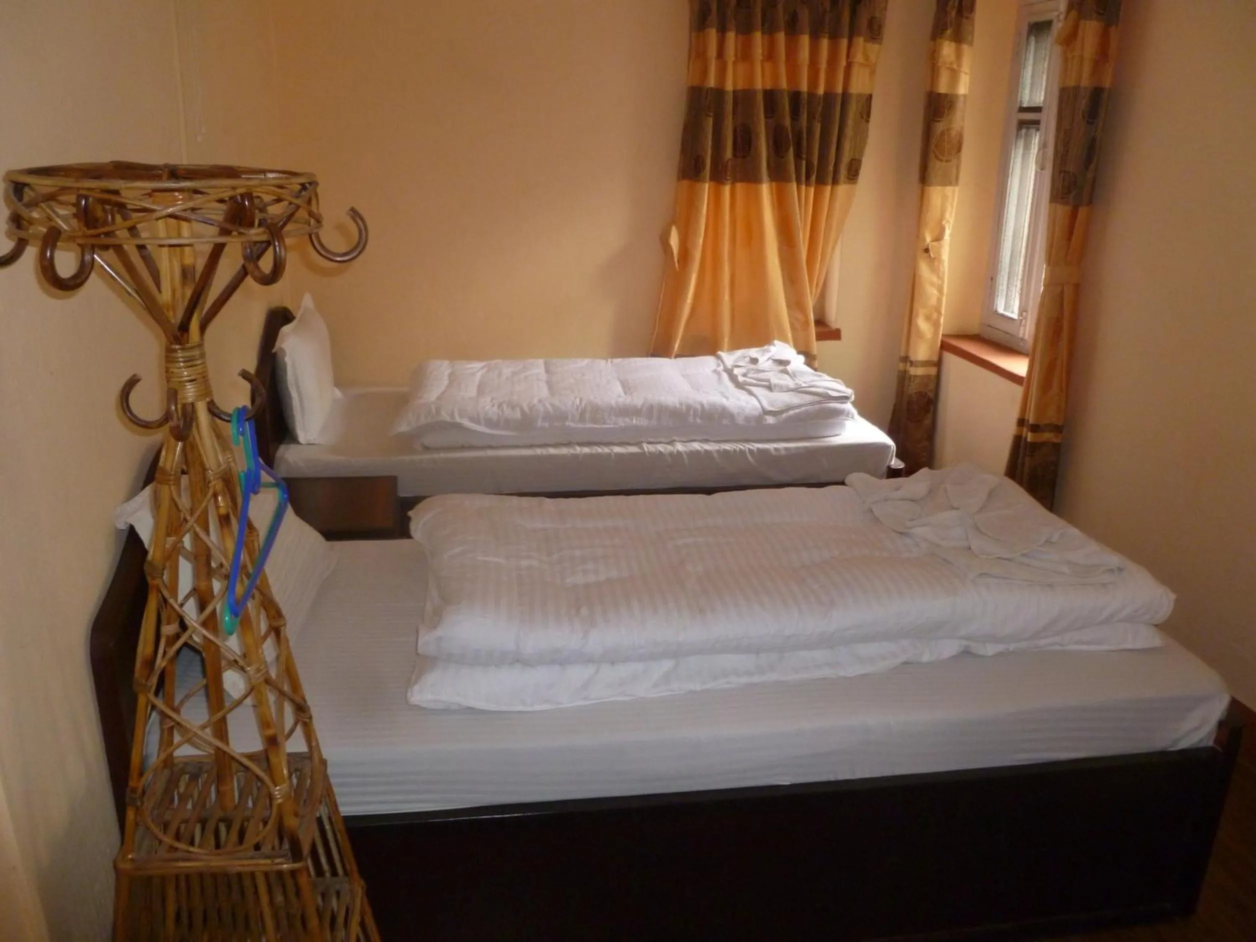 Cycling, Bed in Andes House