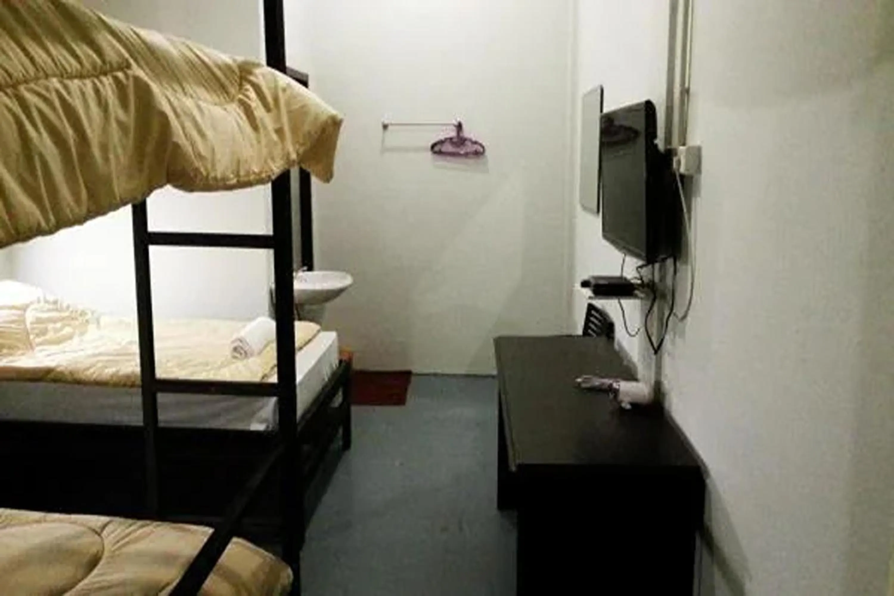 Bed in GOTUM Hostel 2 & Money Exchange