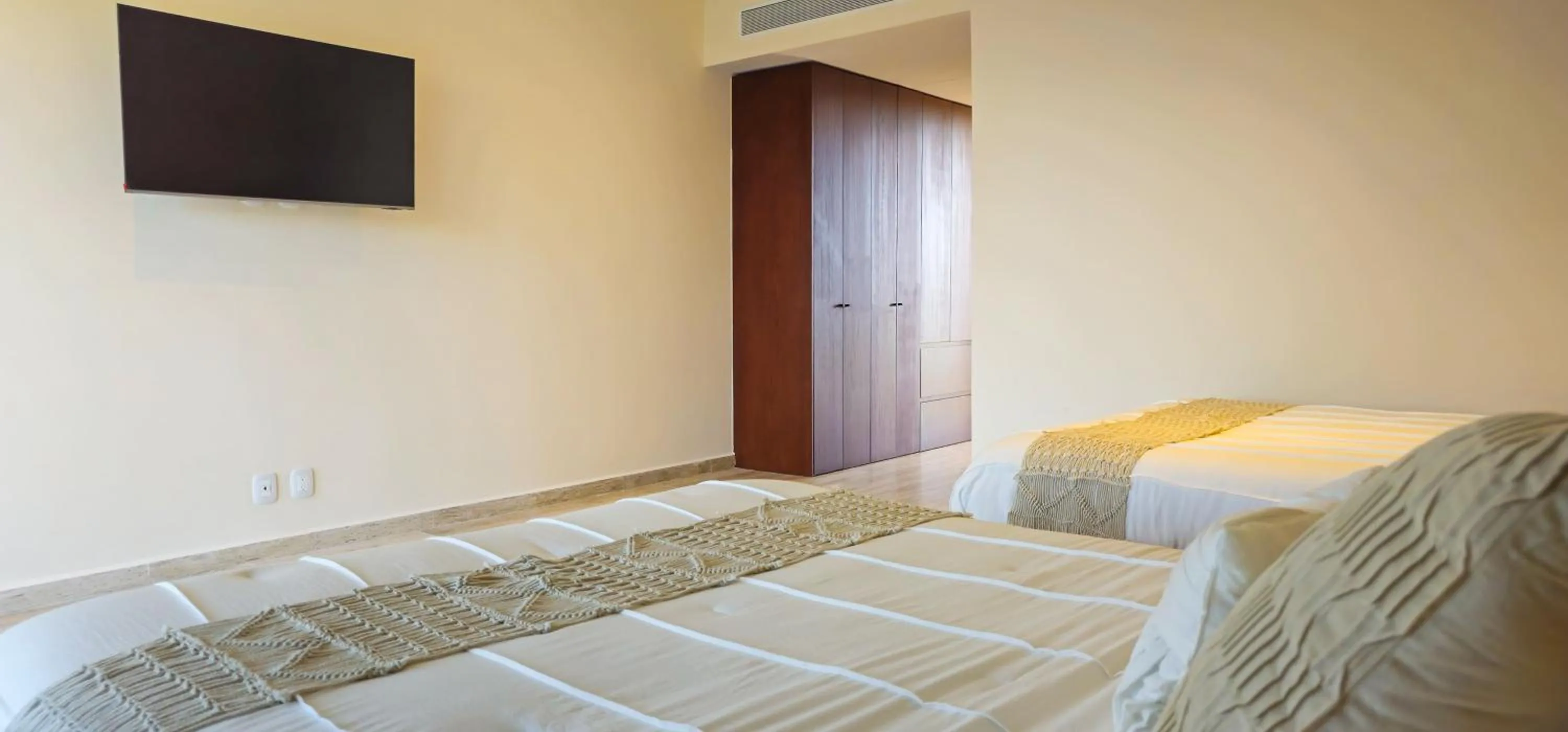 Communal lounge/ TV room in Luxury Apartment at Mistiq Temple I Tulum