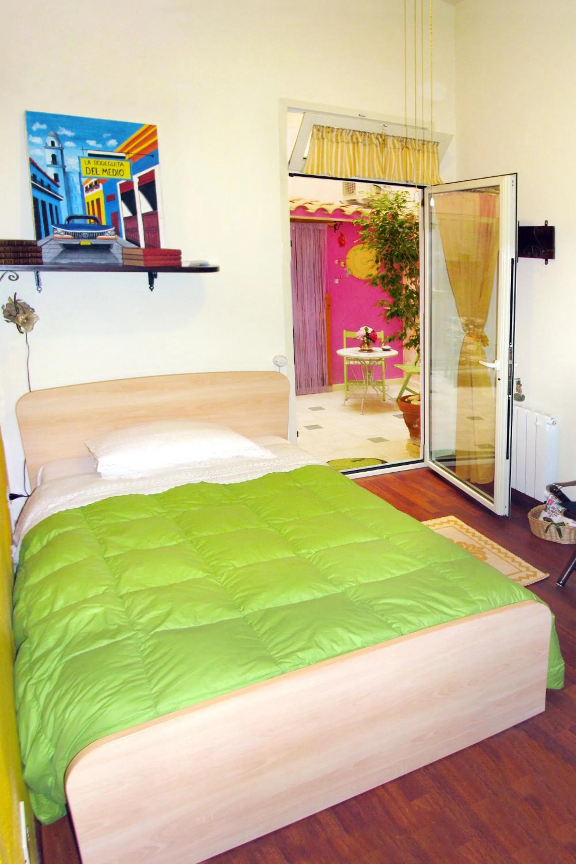 Bedroom in La Posadina House a Cagliari Locazioni turistiche brevi