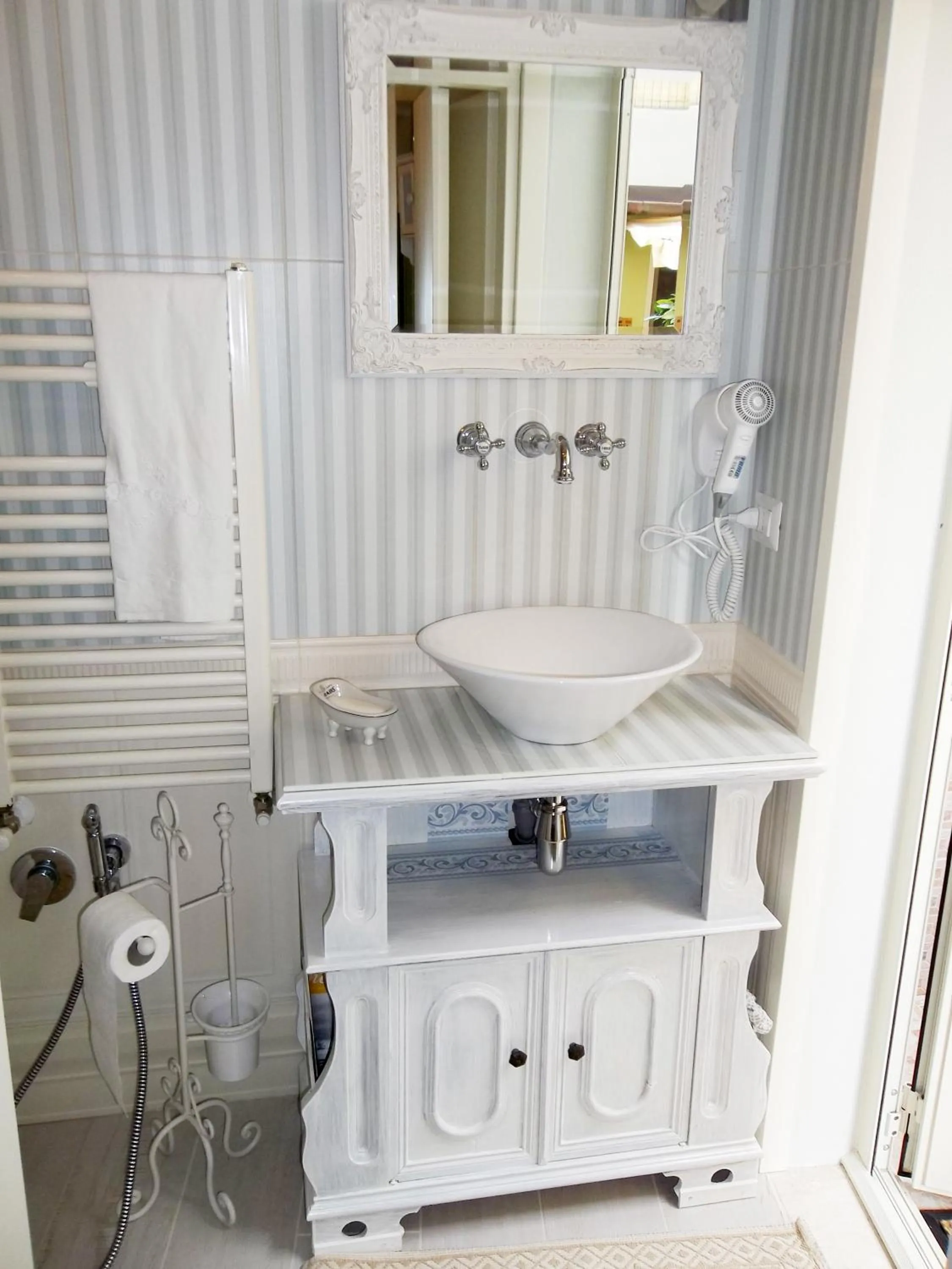 Bathroom in La Posadina House a Cagliari Locazioni turistiche brevi