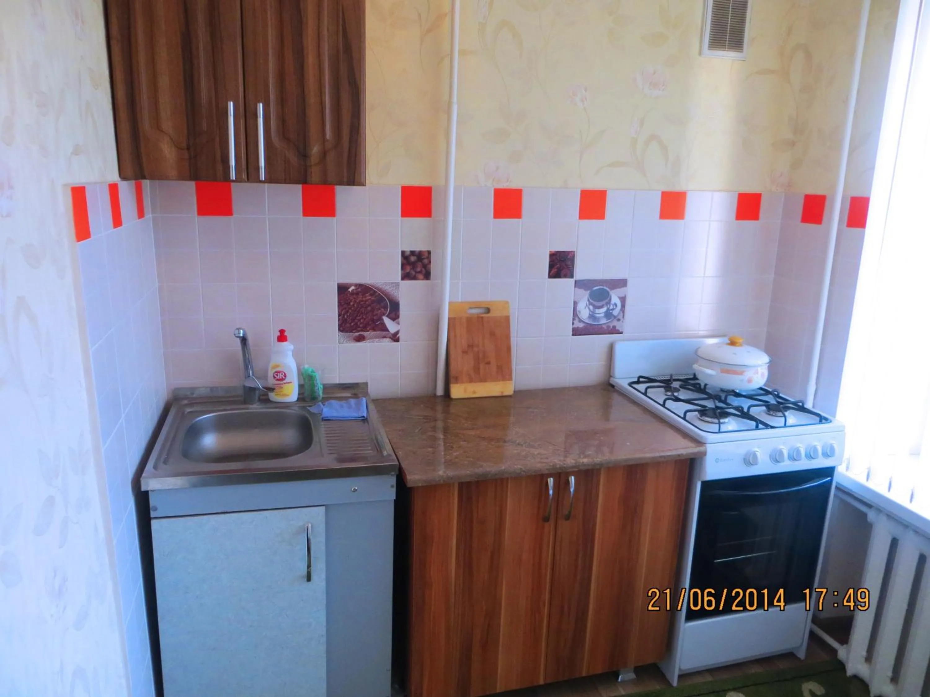 Kitchen or kitchenette in Bishkek House Apartament 2