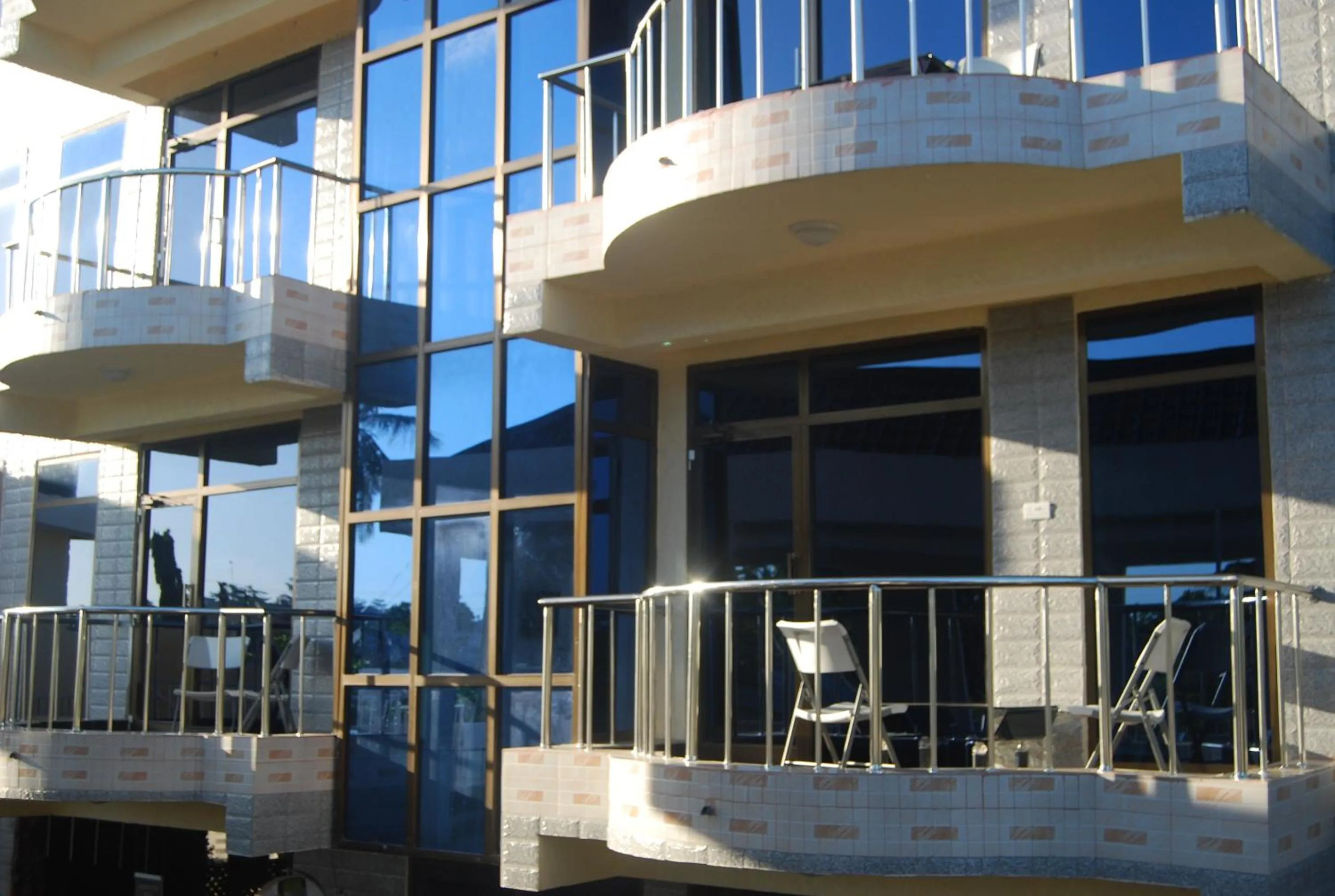 Balcony/Terrace, Facade/Entrance in Best Point Hotel