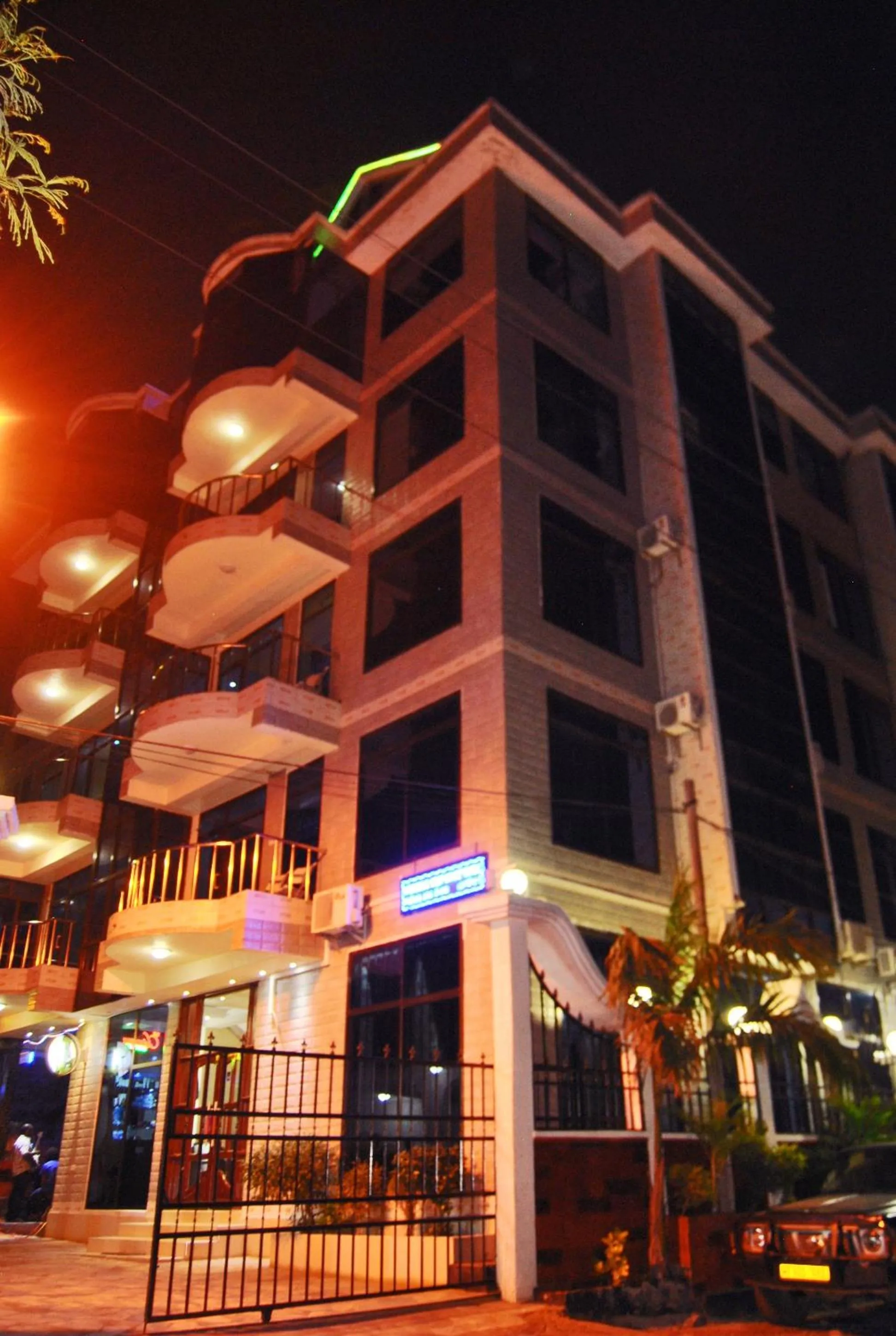 Property building, Facade/Entrance in Best Point Hotel