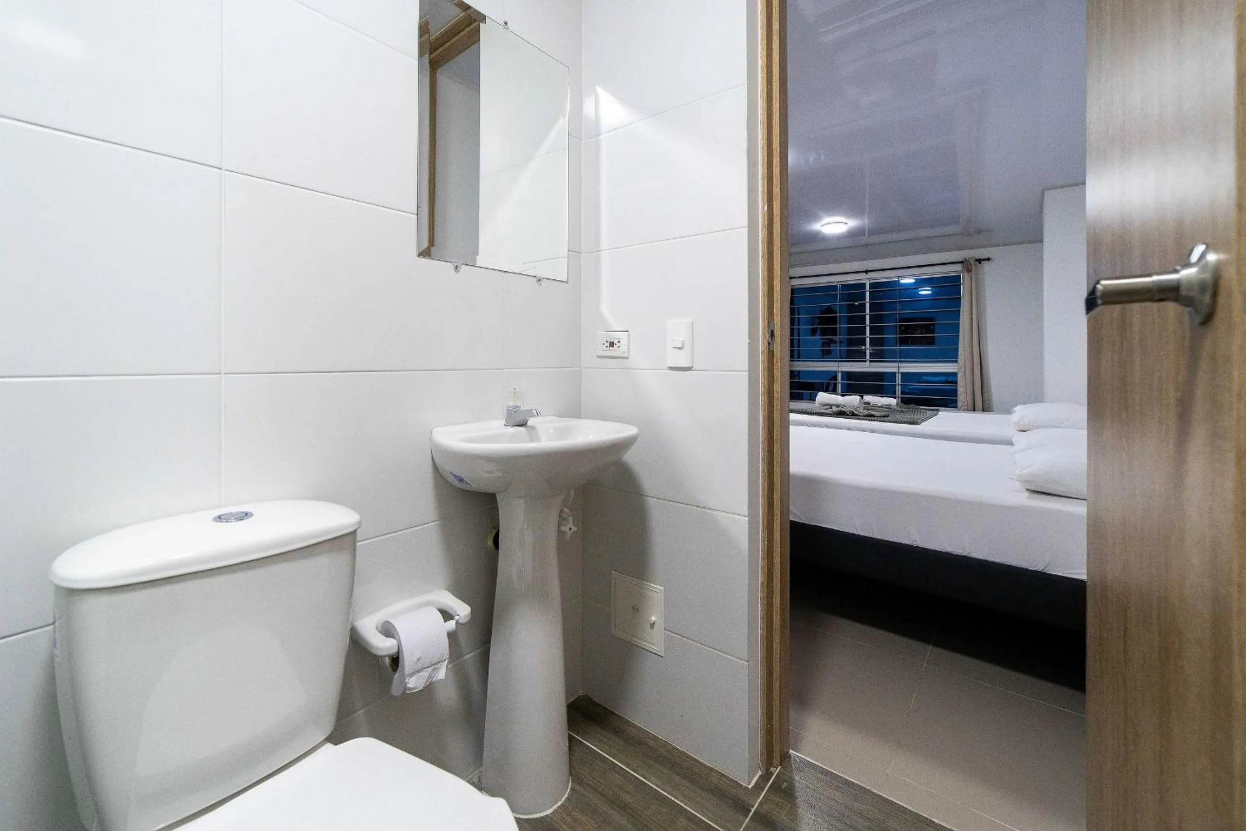 Toilet in Hotel Doxa