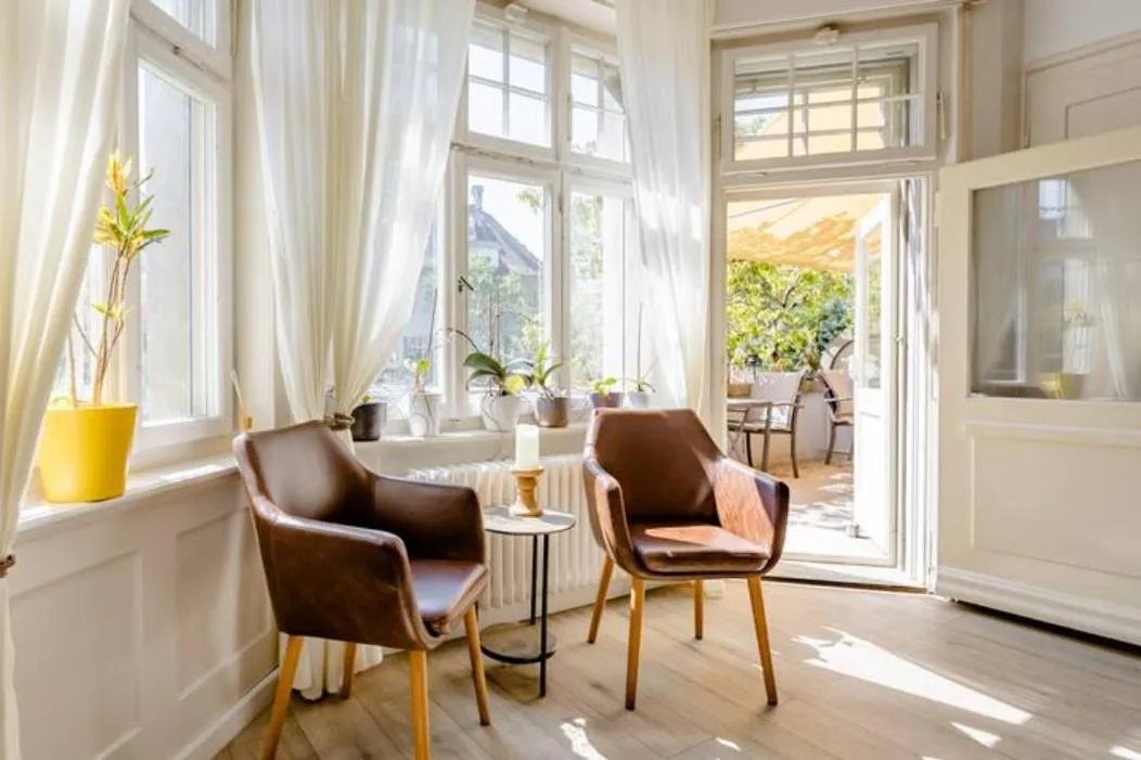 Lounge or bar in Max Aviation Villa & Apartments