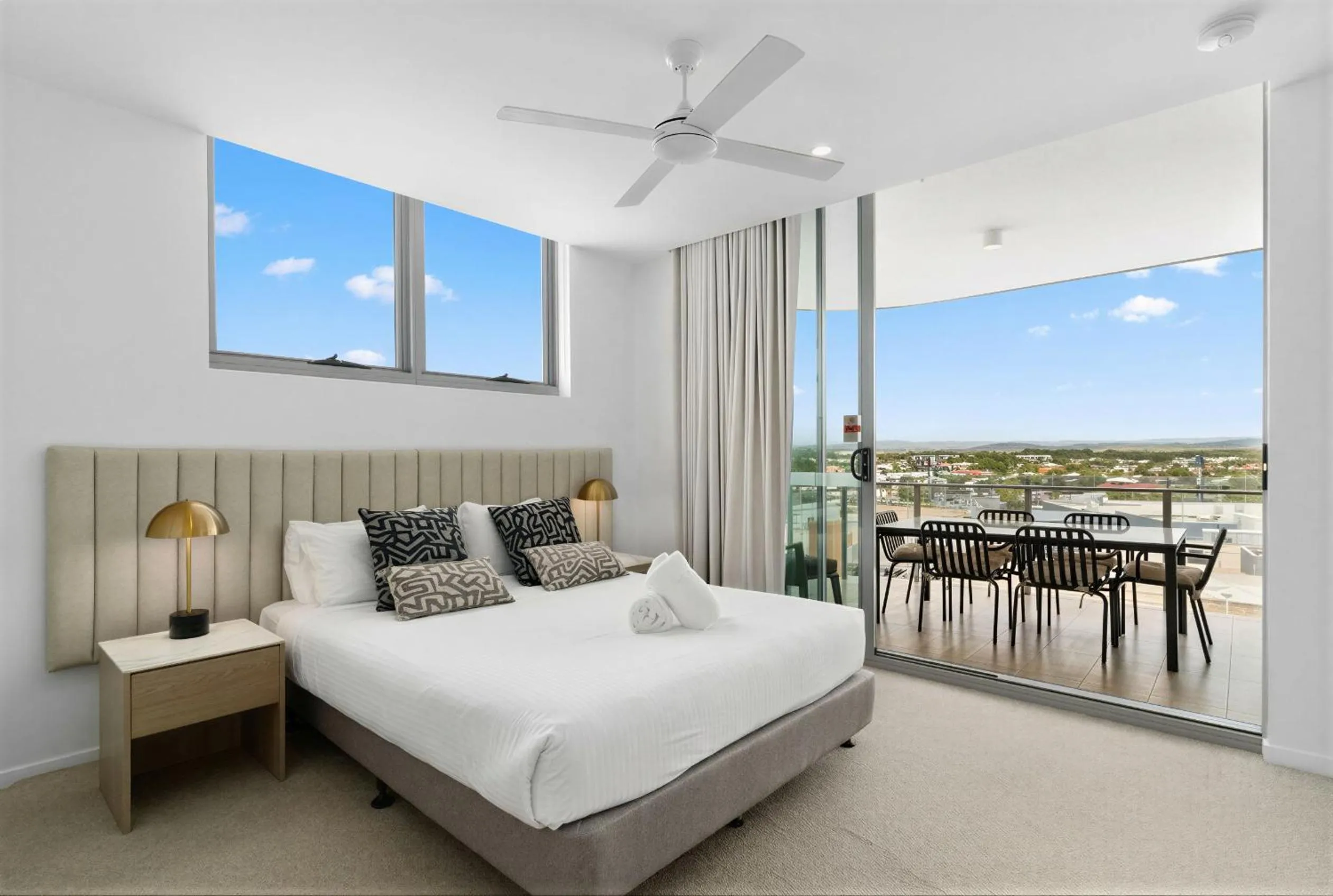 Bedroom, Bed in Lowanna Beach Resort Kawana