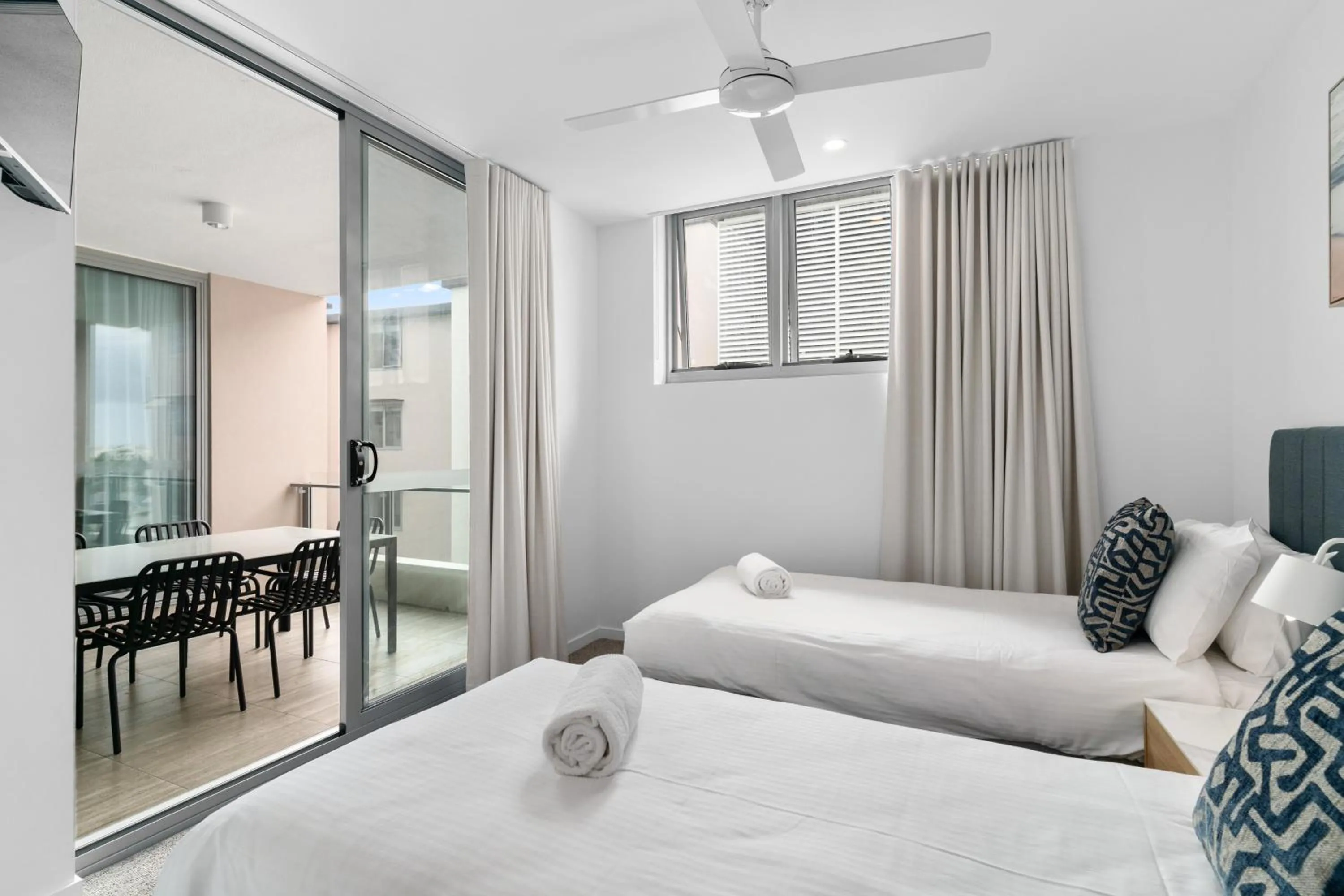 Bedroom, Bed in Lowanna Beach Resort Kawana