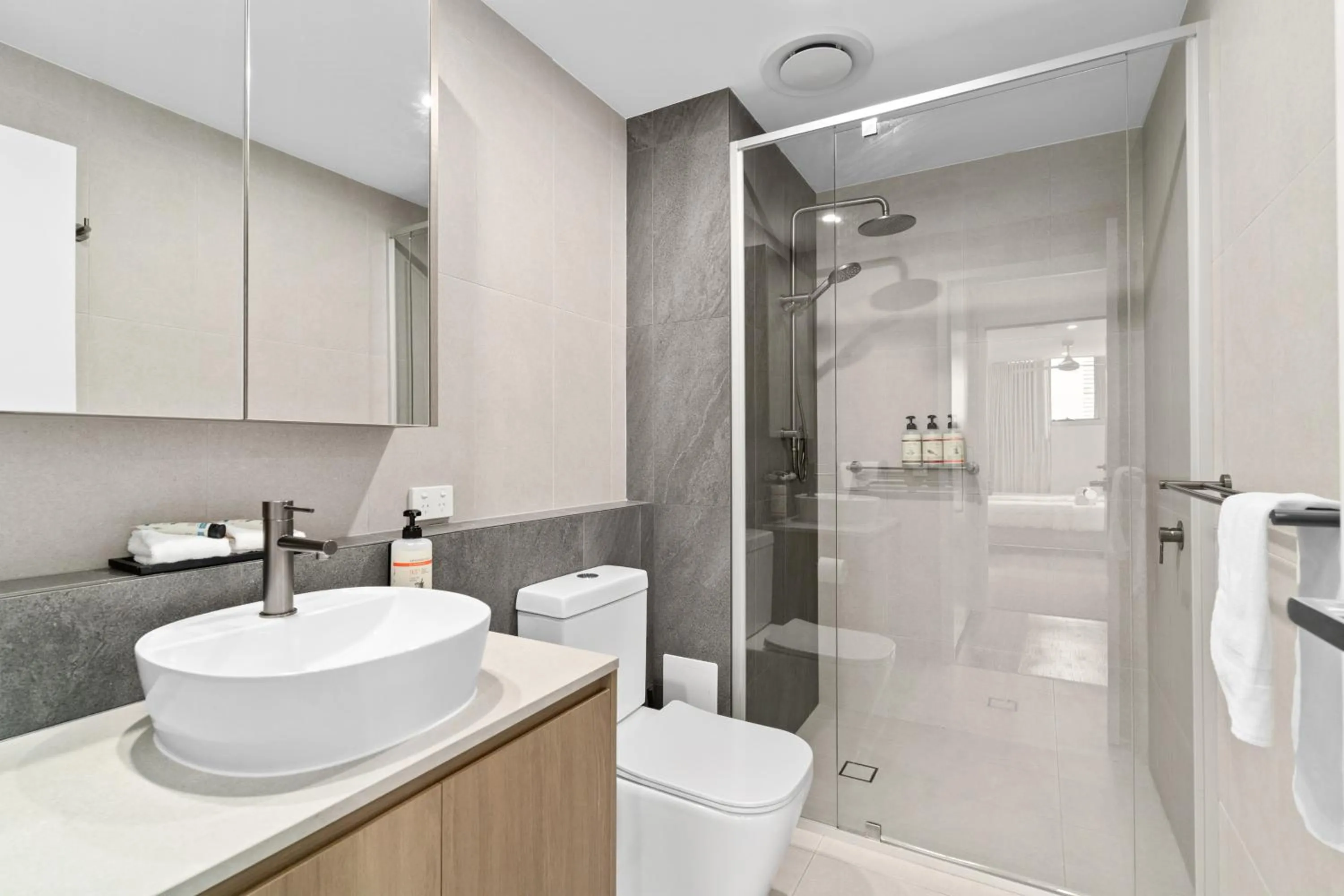 Bathroom in Lowanna Beach Resort Kawana